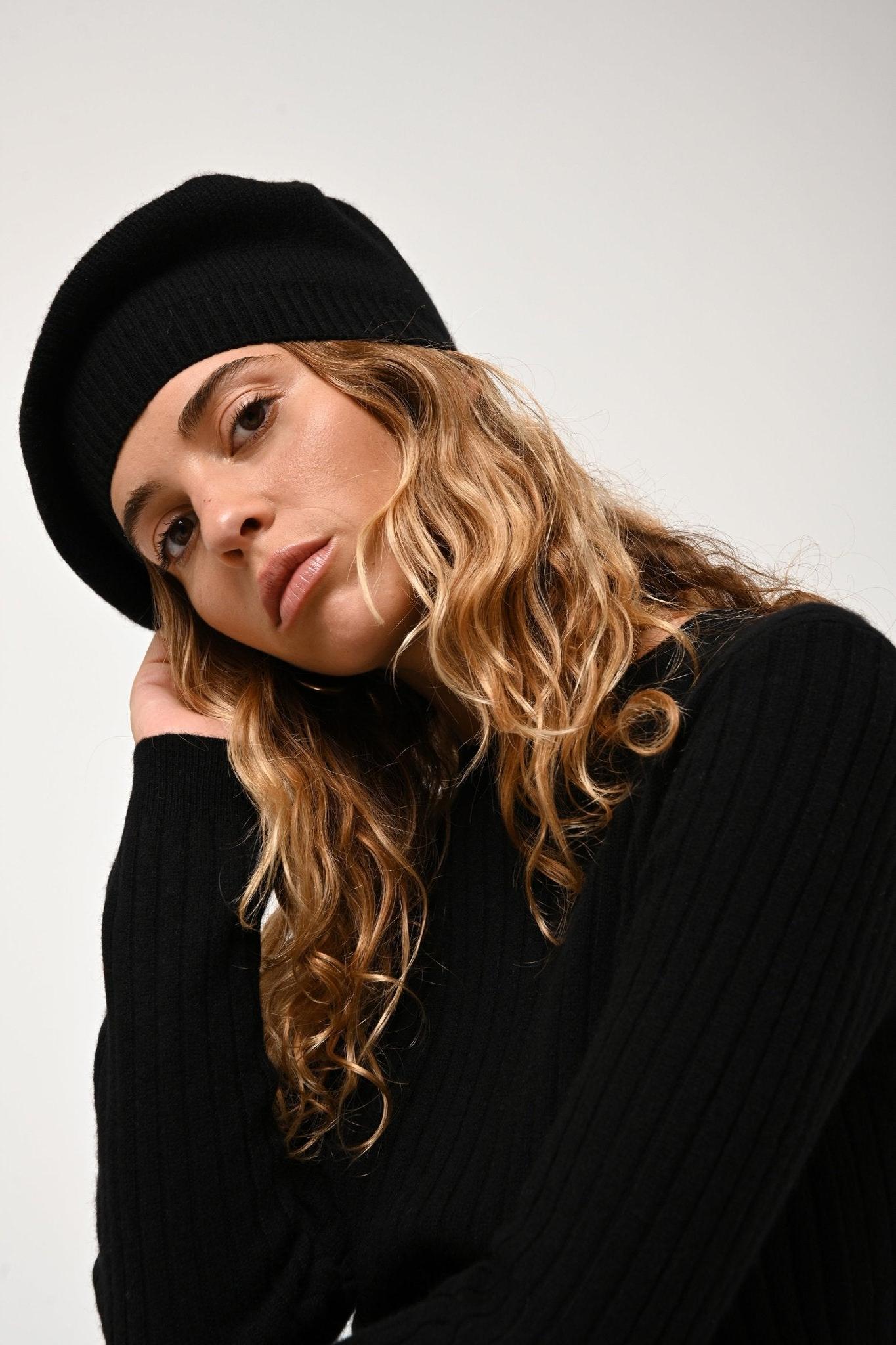 LIWI 4-thread beret black 100% cashmere