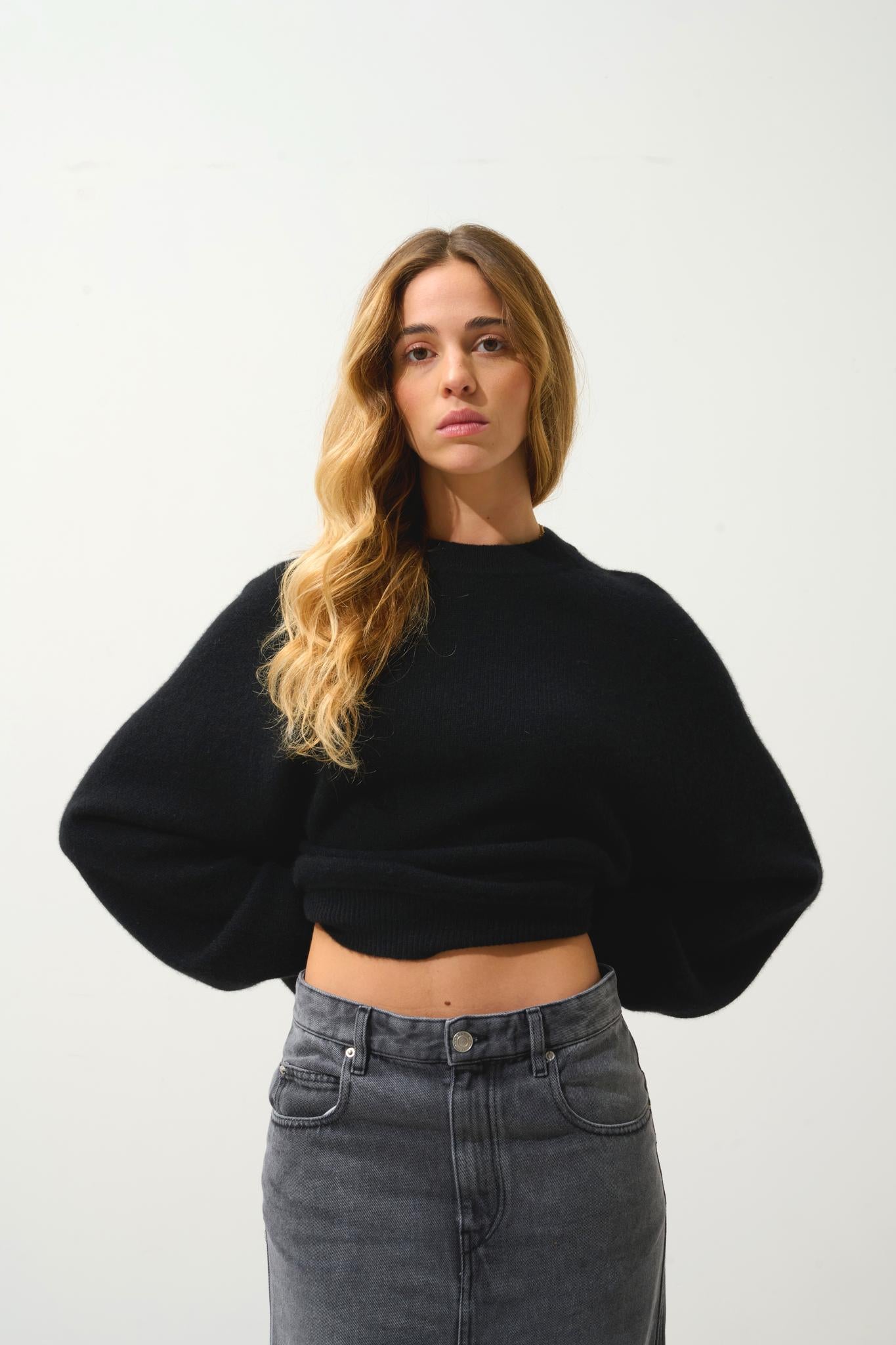 ADORIA 4-thread round-neck sweater black 100% cashmere