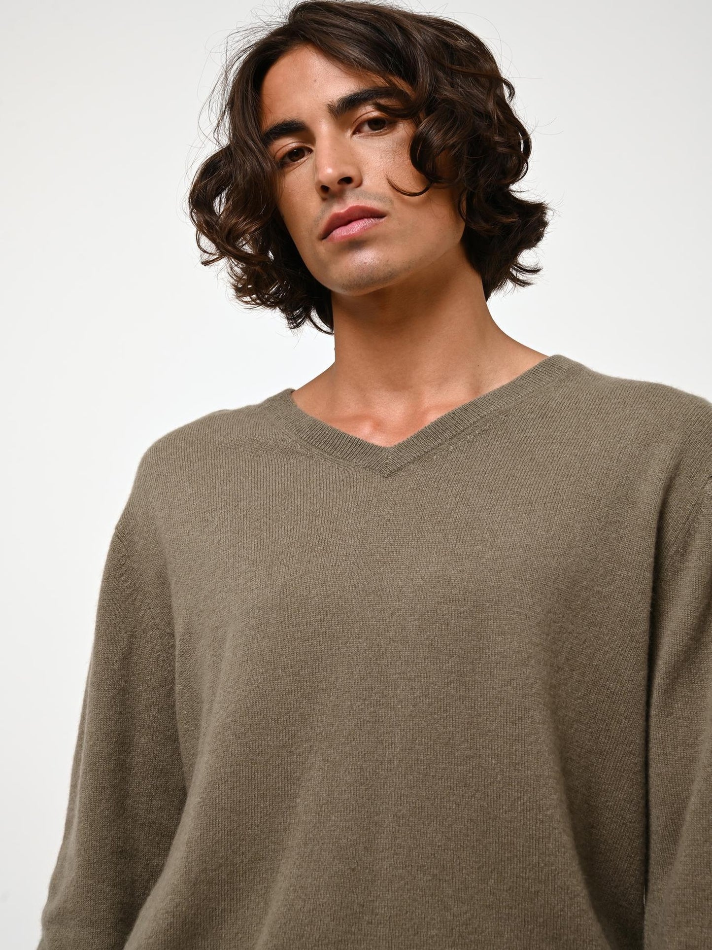 AGEL pull col v army 100% cachemire