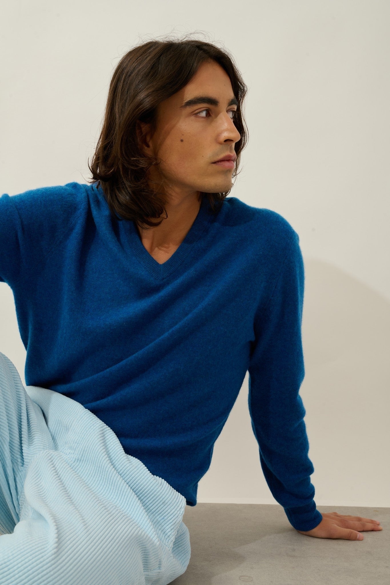 agel pull col v bleu chiné 100% cachemire