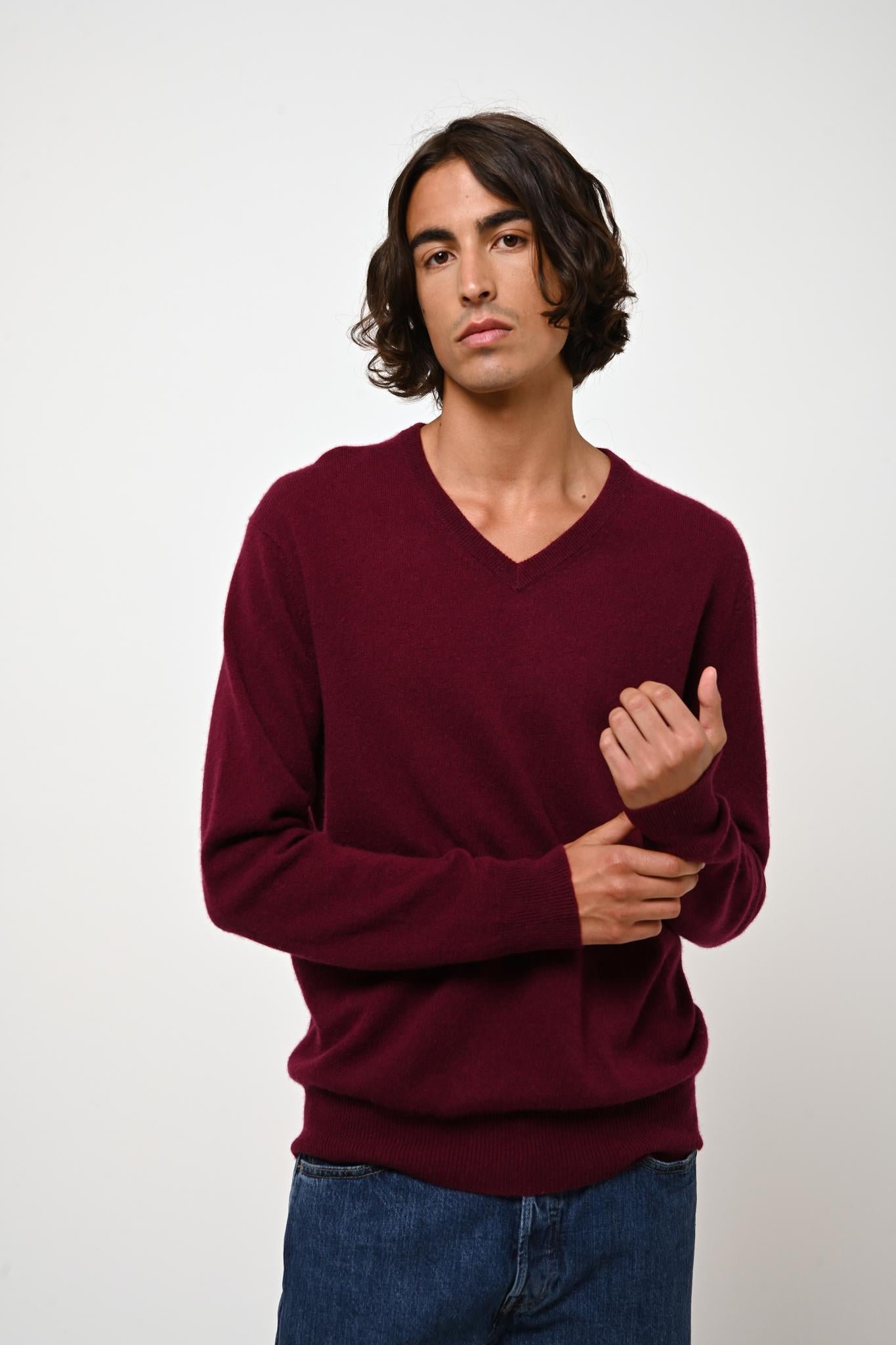 AGEL burgundy v-neck sweater 100% cashmere