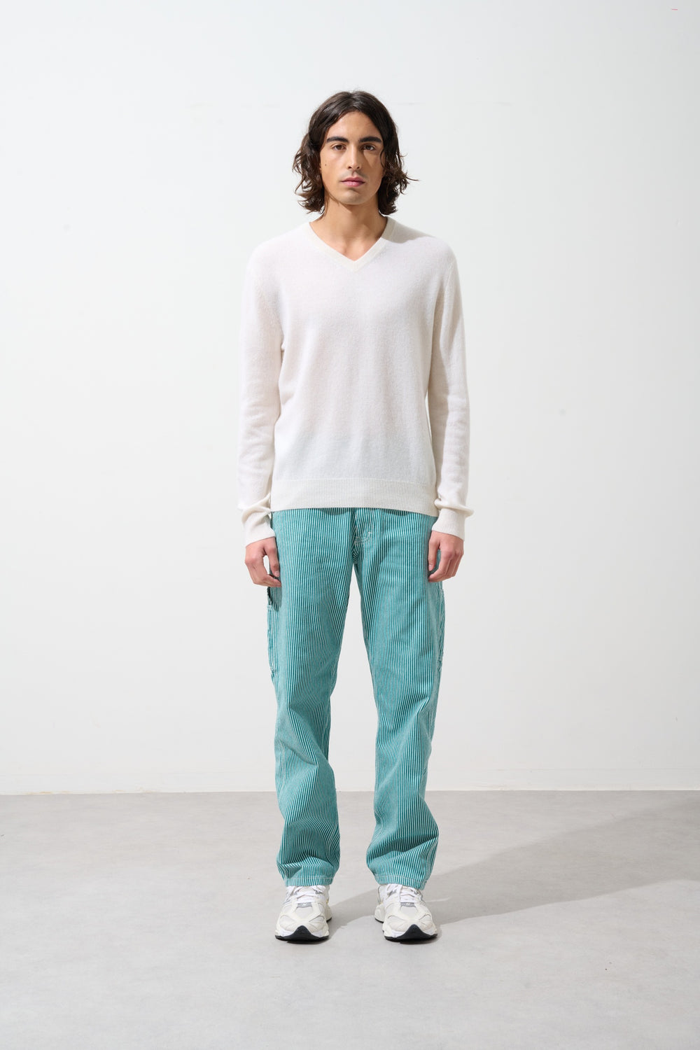 AGEL v-neck sweater snow 100% cashmere