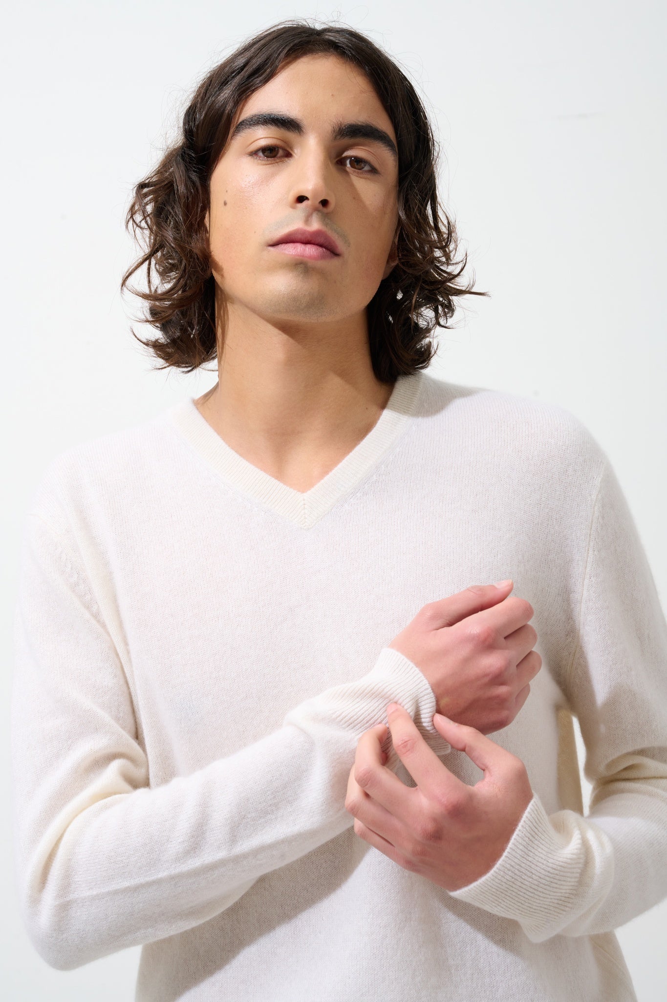 AGEL Pullover mit V-Ausschnitt Schnee 100% Kaschmir