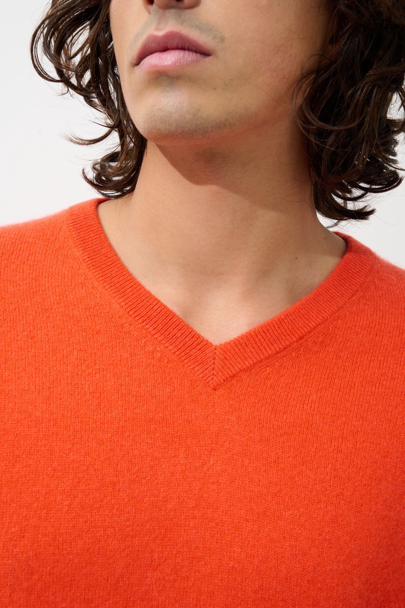 AGEL pull col v orange 100% cachemire