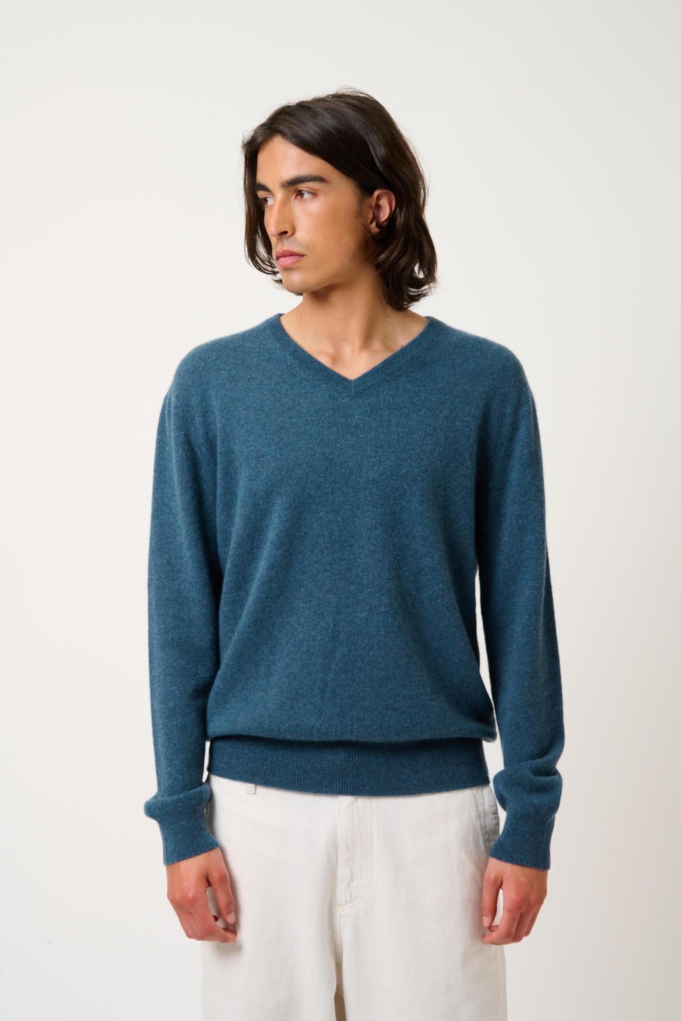 AGEL mottled duck-green v-neck sweater 100% cashmere