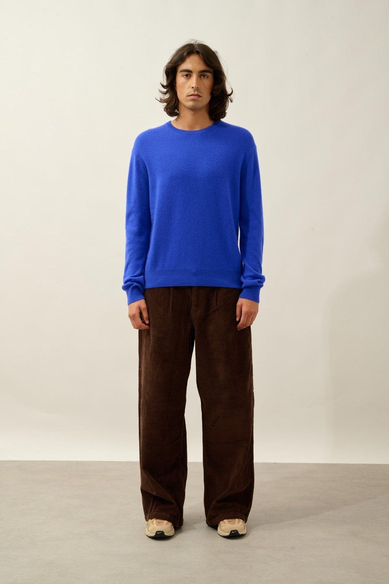 aiglière pull col rond bleu klein 100% cachemire