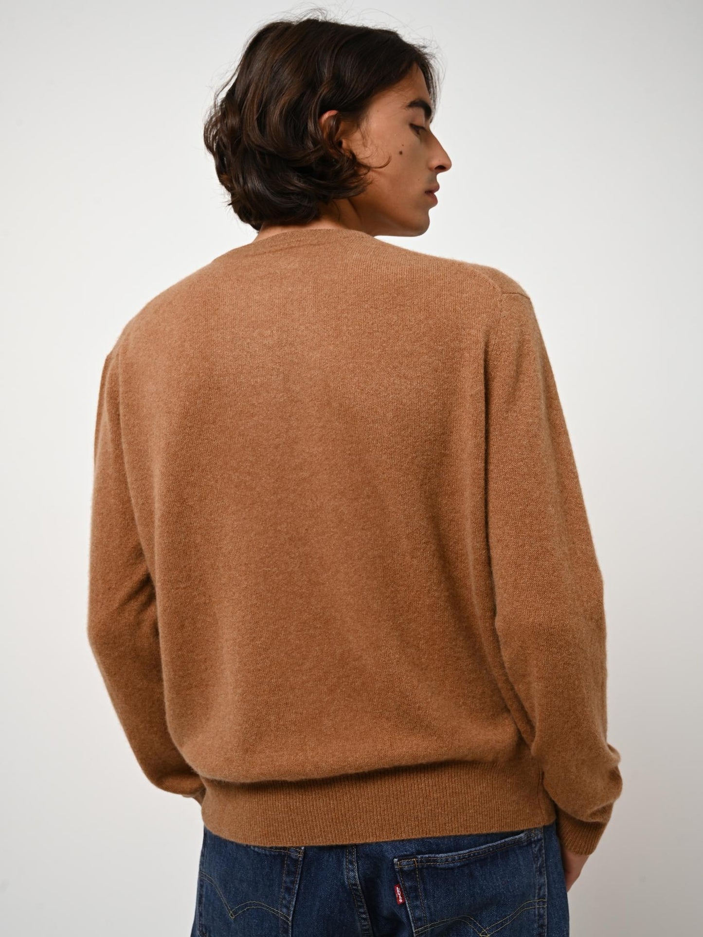 AIGLIÈRE pull col rond noisette 100% cachemire