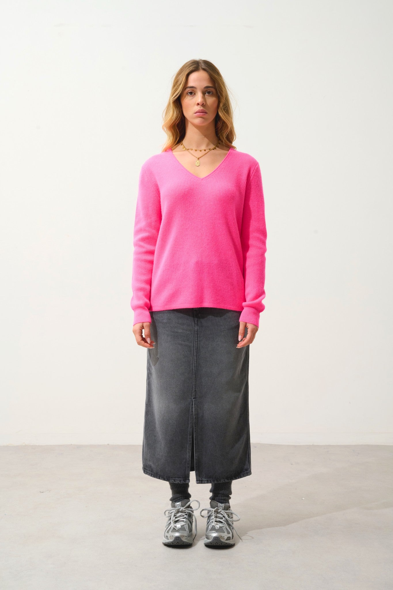 alaya pull col v rose fluo 100% cachemire