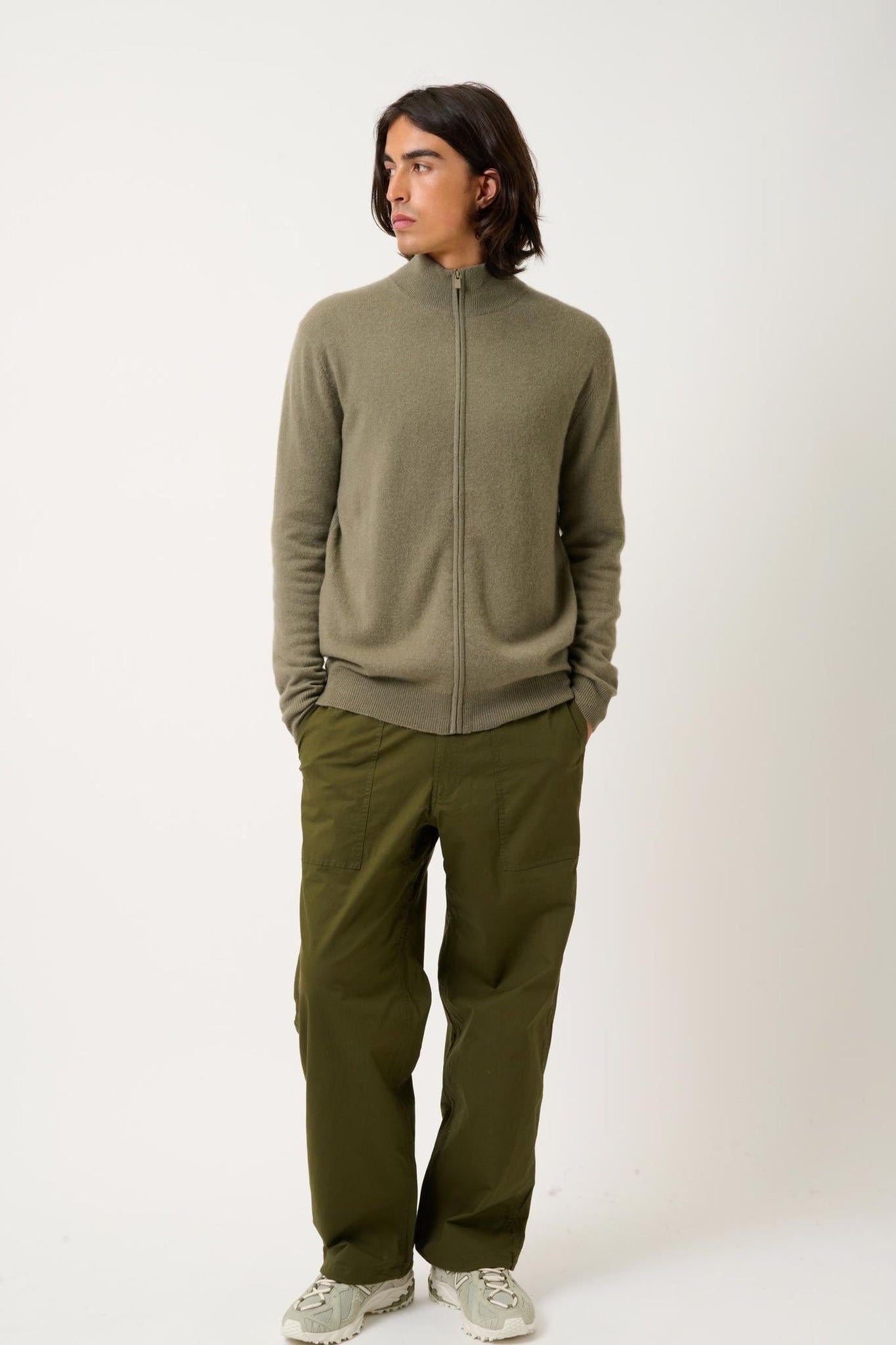 ALBARON gilet zippé col montant army 100% cachemire