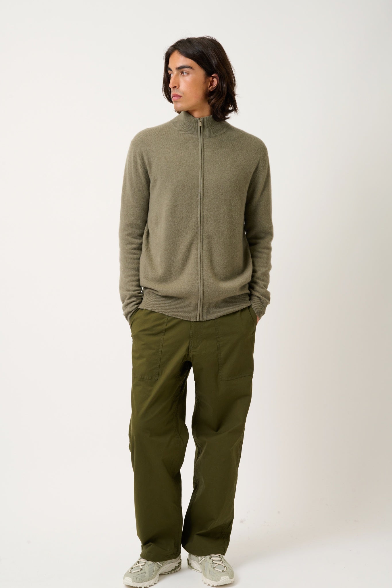 ALBARON gilet zippé col montant army 100% cachemire