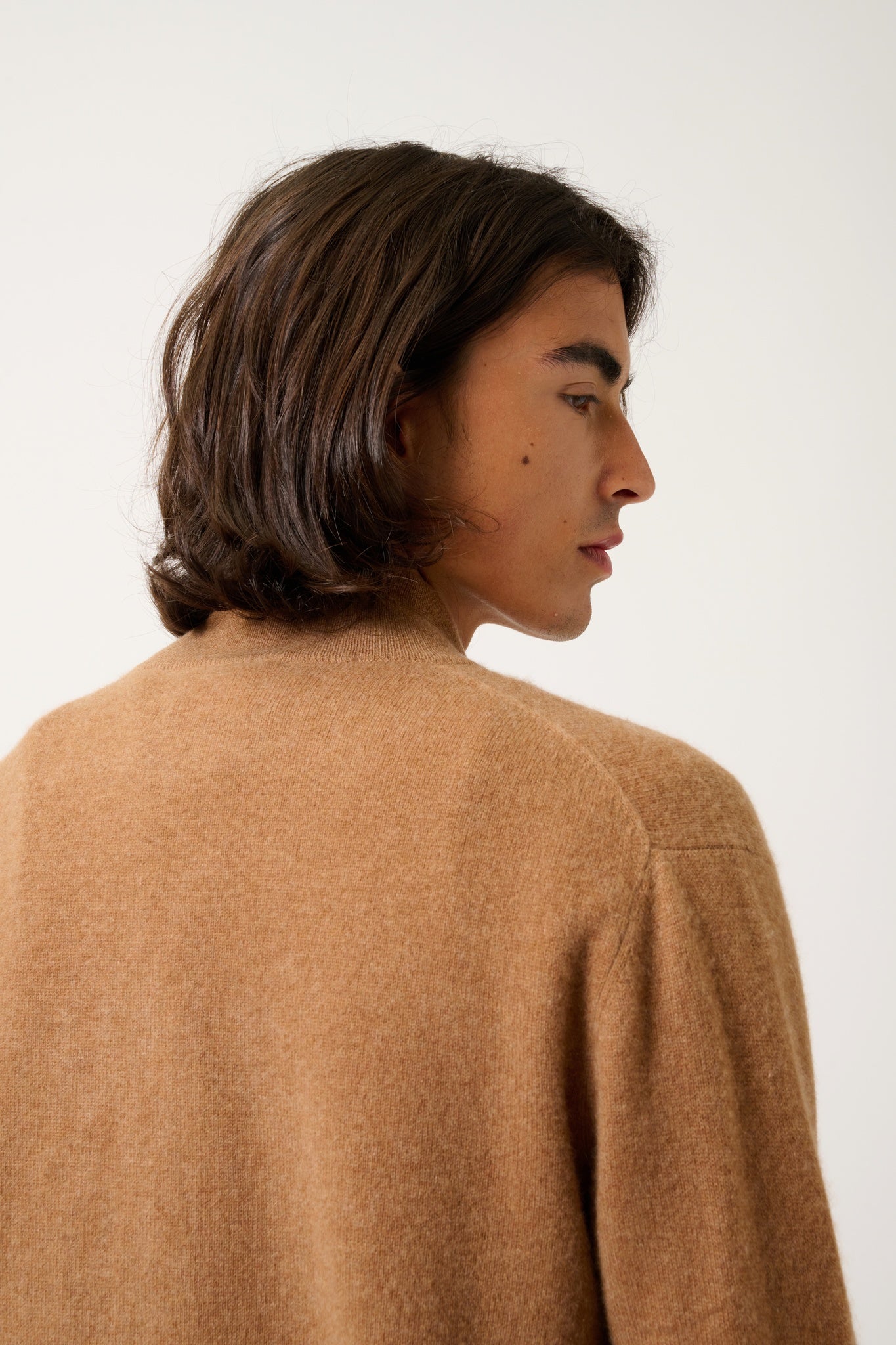 ALBARON Haselnuss Strickjacke mit Reißverschluss und Stehkragen, 100 % Kaschmir