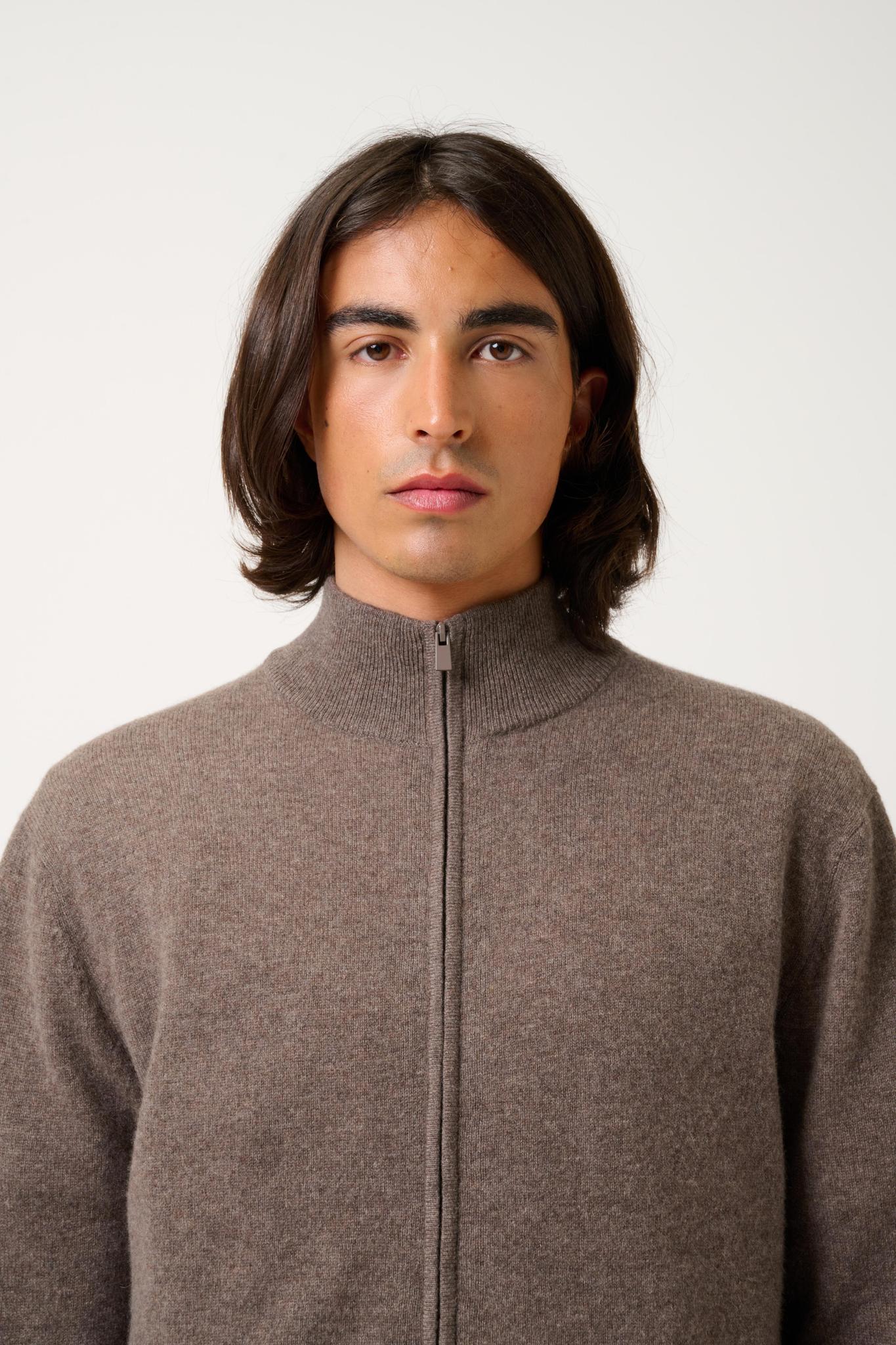 ALBARON Strickjacke mit Reißverschluss und hohem Kragen in meliertem Taupe, 100 % Kaschmir