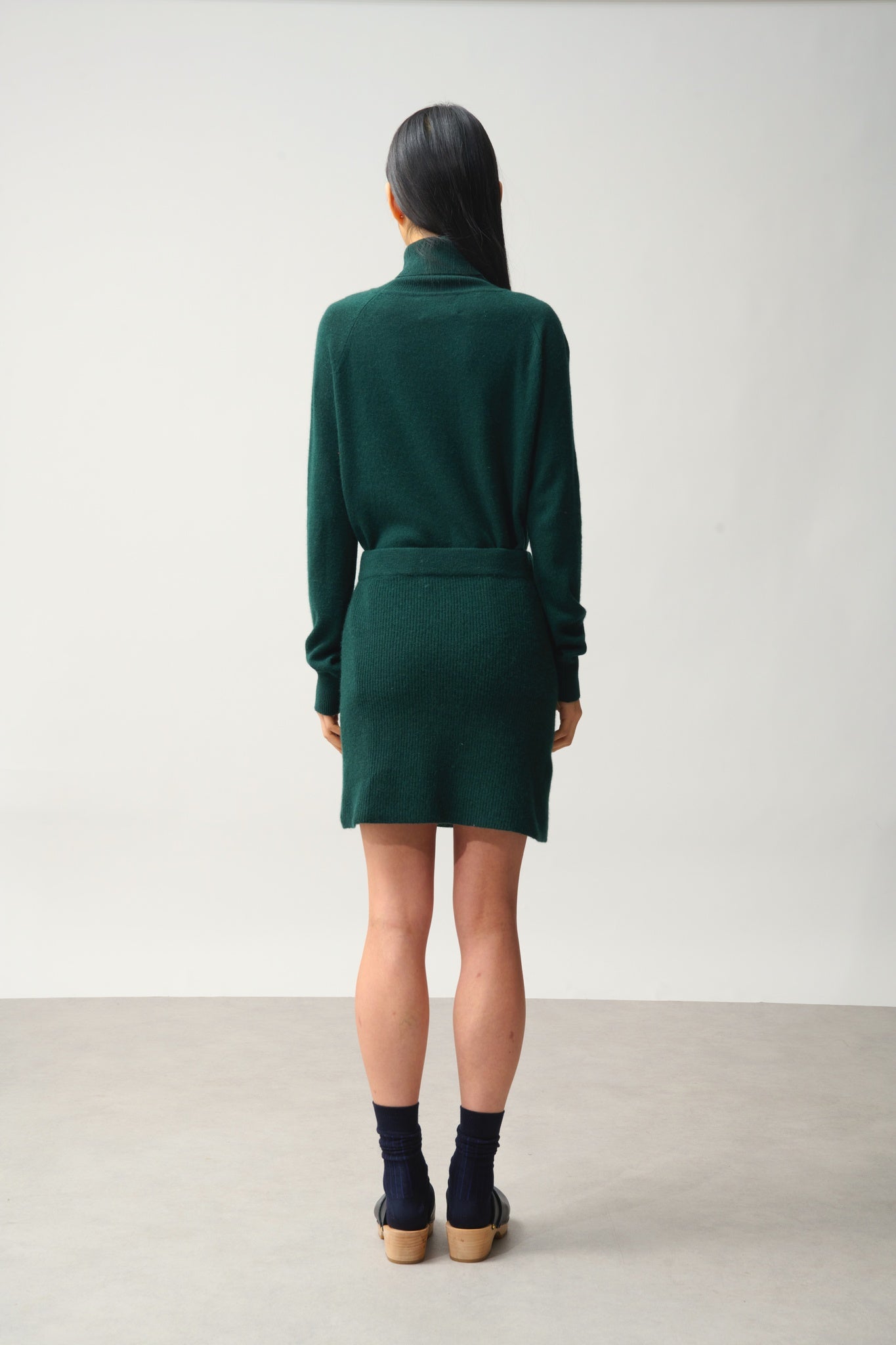 AMALIE jupe cyprès 100% cachemire