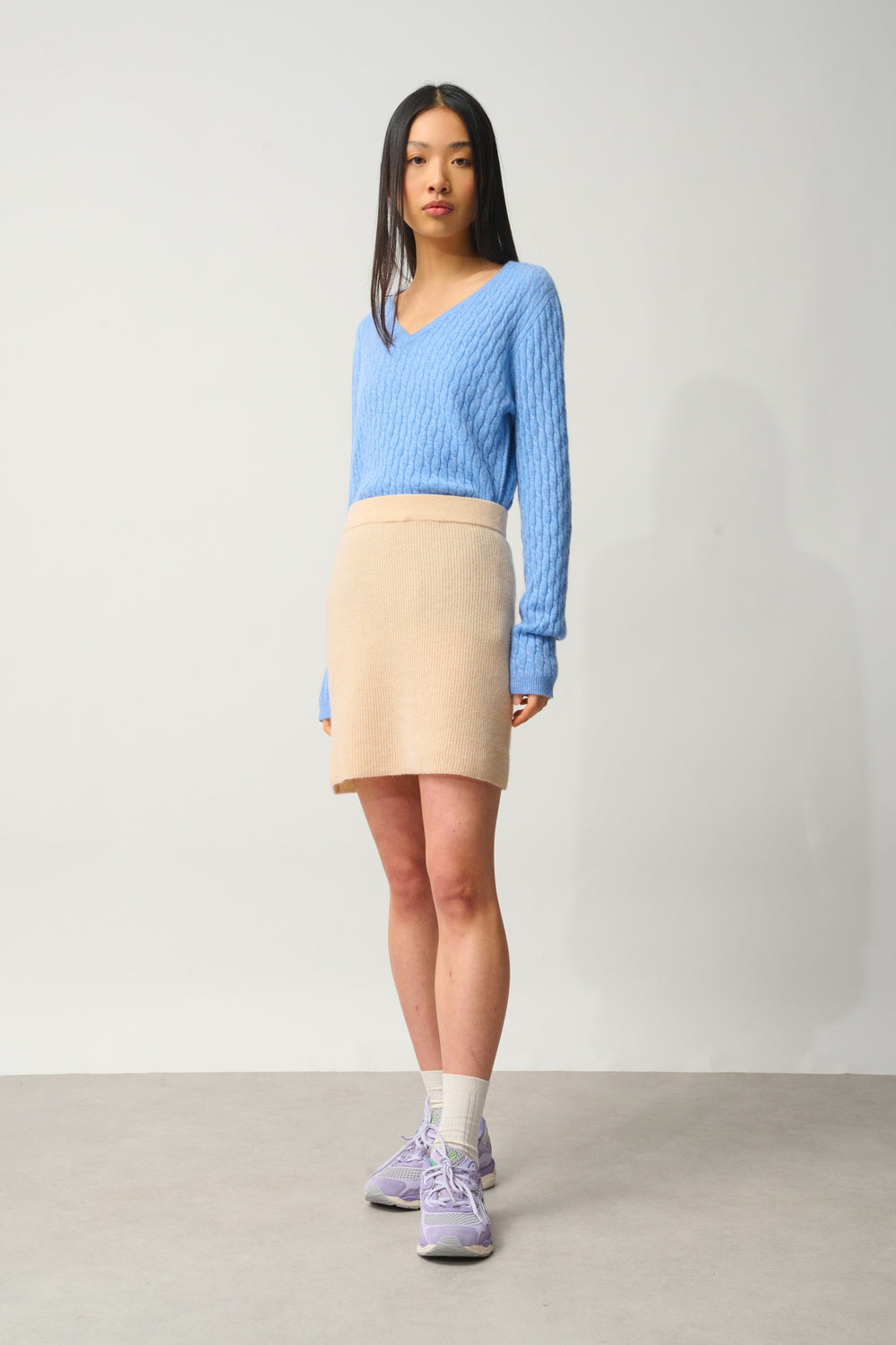 AMALIE Sandfarbener Rock aus 100% Kaschmir