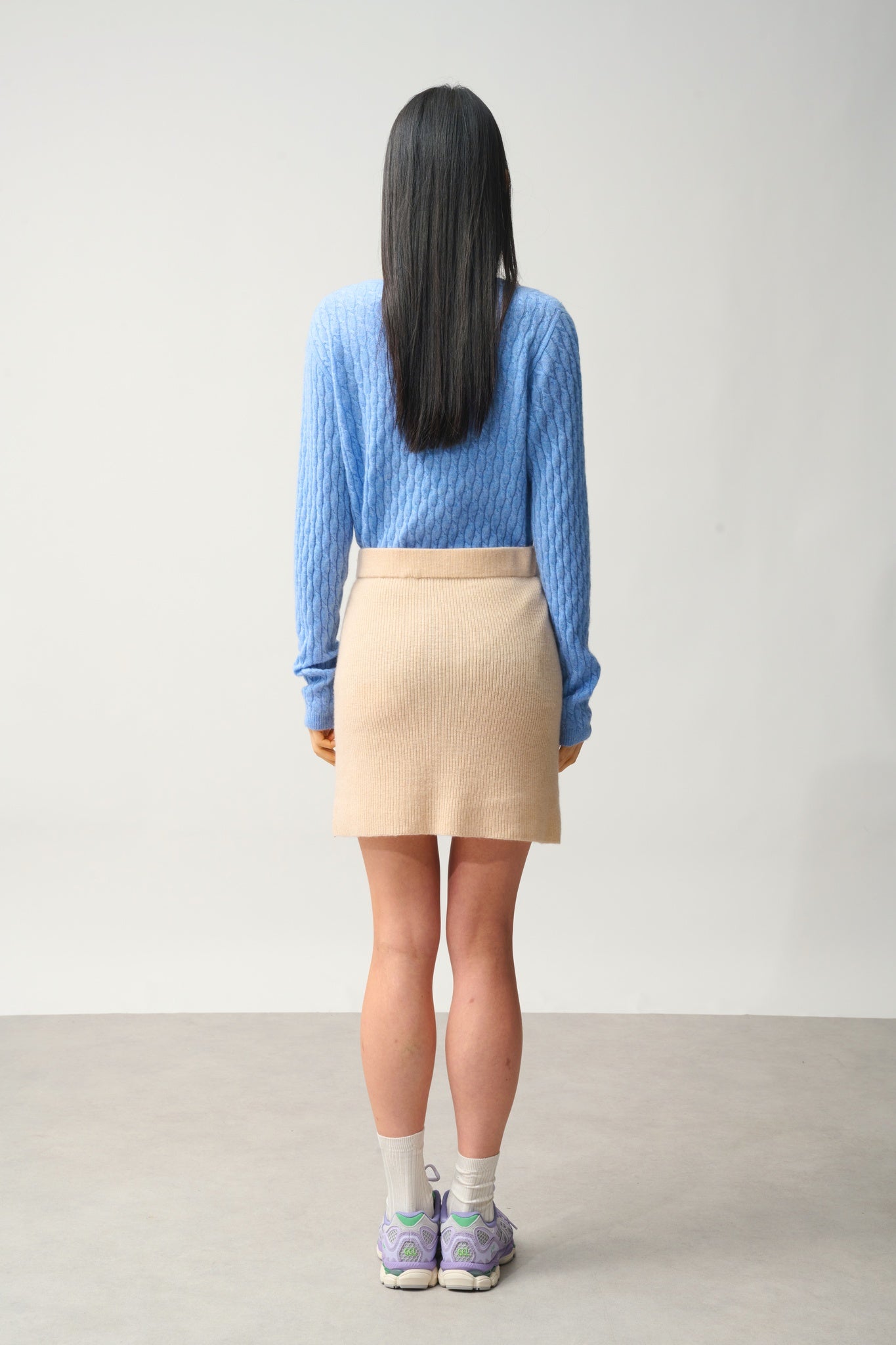 AMALIE Sandfarbener Rock aus 100% Kaschmir