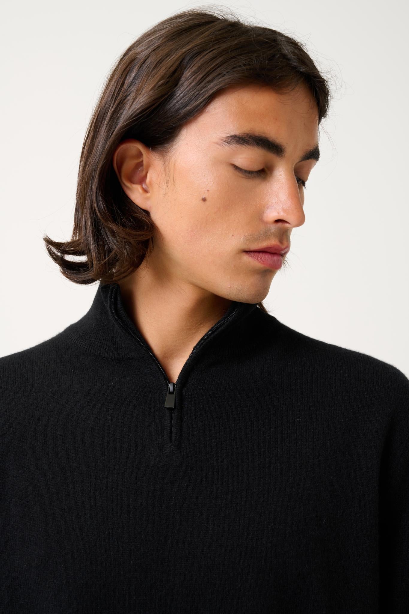 AMBIN black trucker sweater 100% cashmere