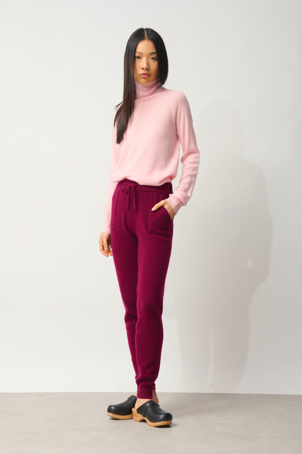 ANIKA burgundy jogging suit 100% cashmere