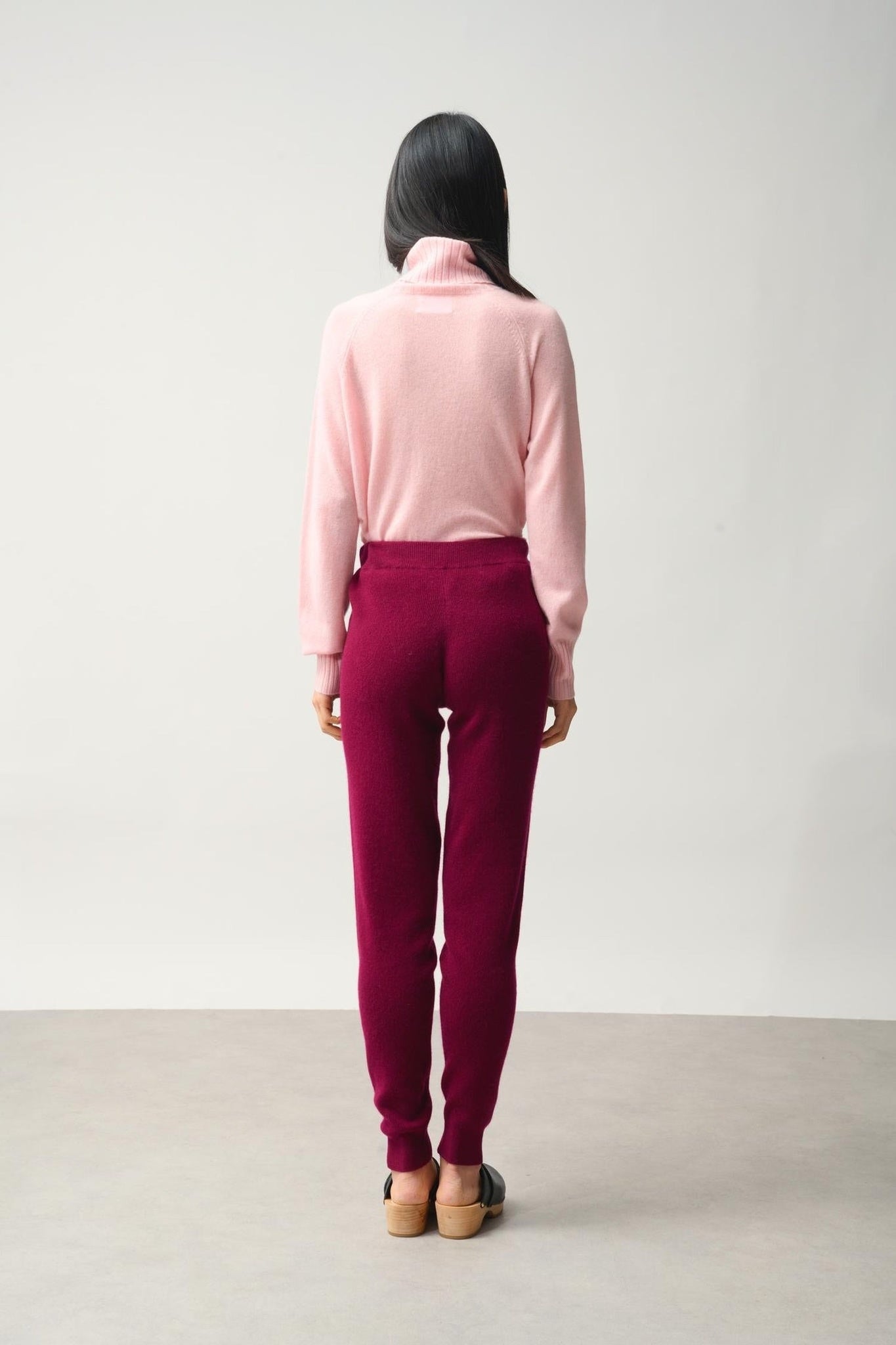 ANIKA burgundy jogging suit 100% cashmere