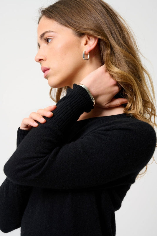 ARMET black round-neck dress 100% cashmere