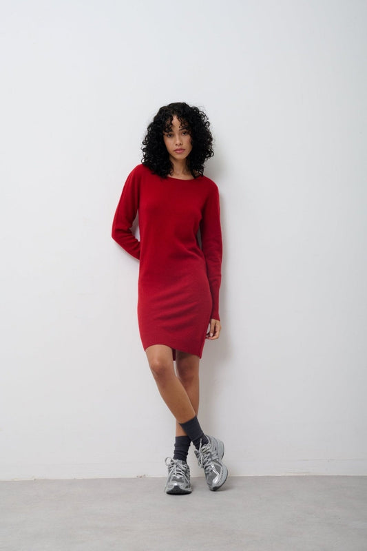 ARMET 100% cashmere ruby round-neck dress