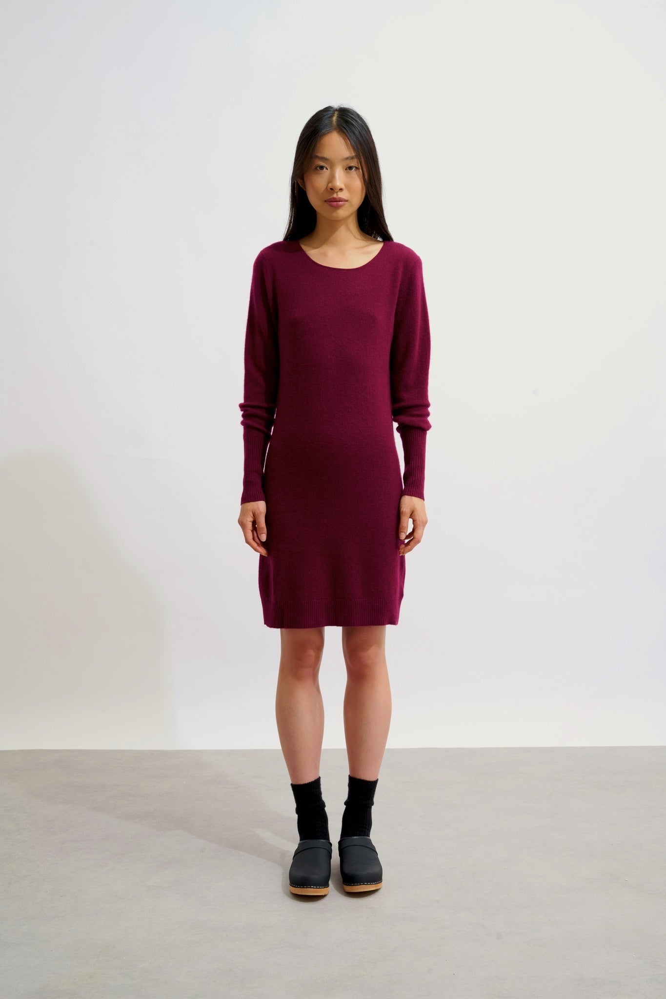 ARMET robe col rond bordeaux 100% cachemire