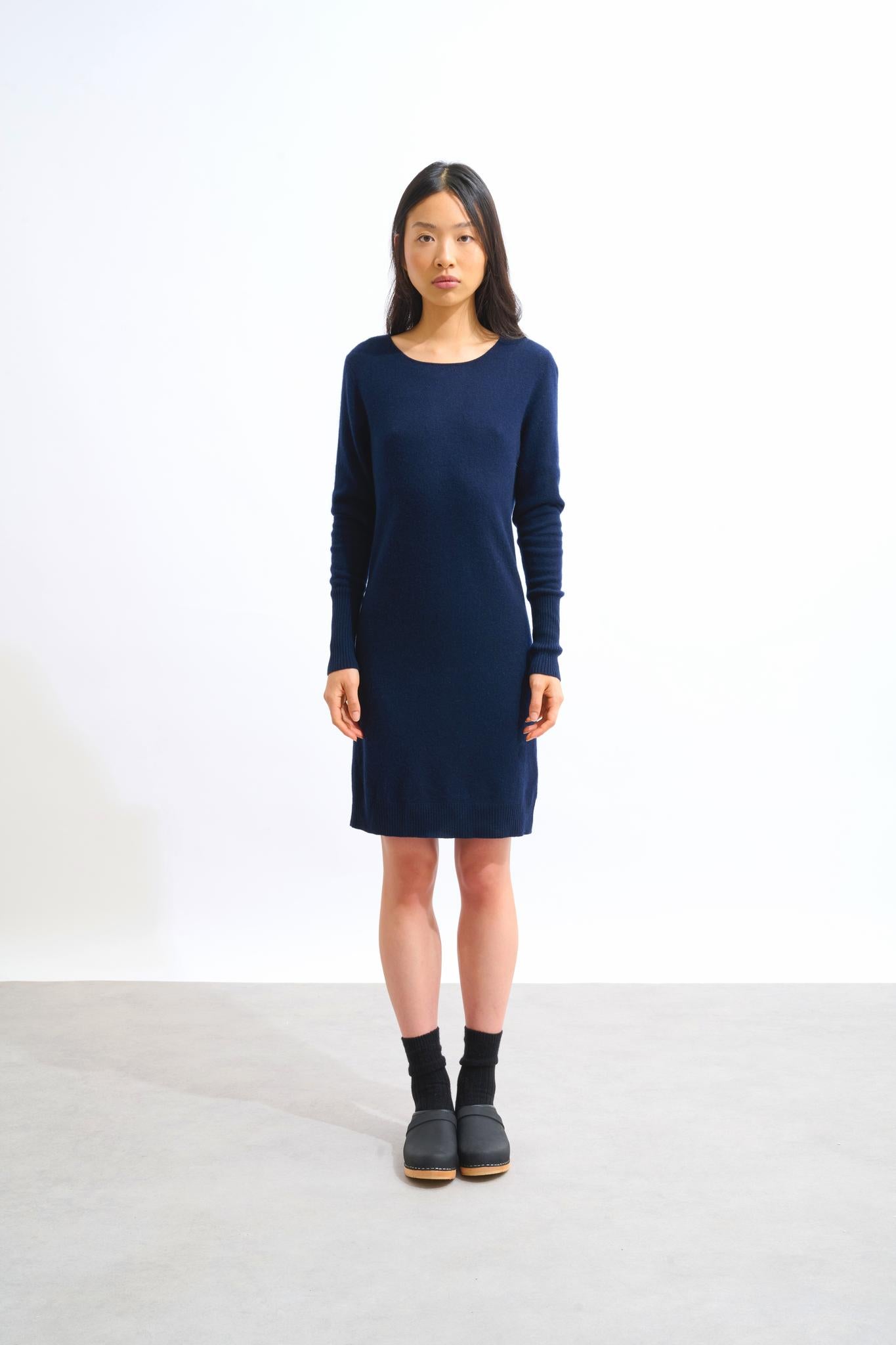 ARMET Marineblaues Rundhalskleid 100% Kaschmir