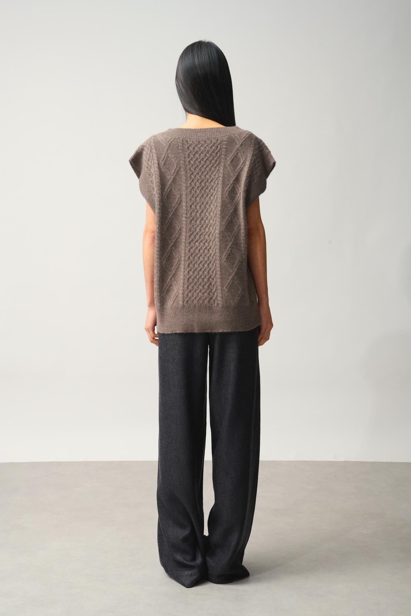 ASLOG pull col v sans manches 4 fils taupe chiné 100% cachemire