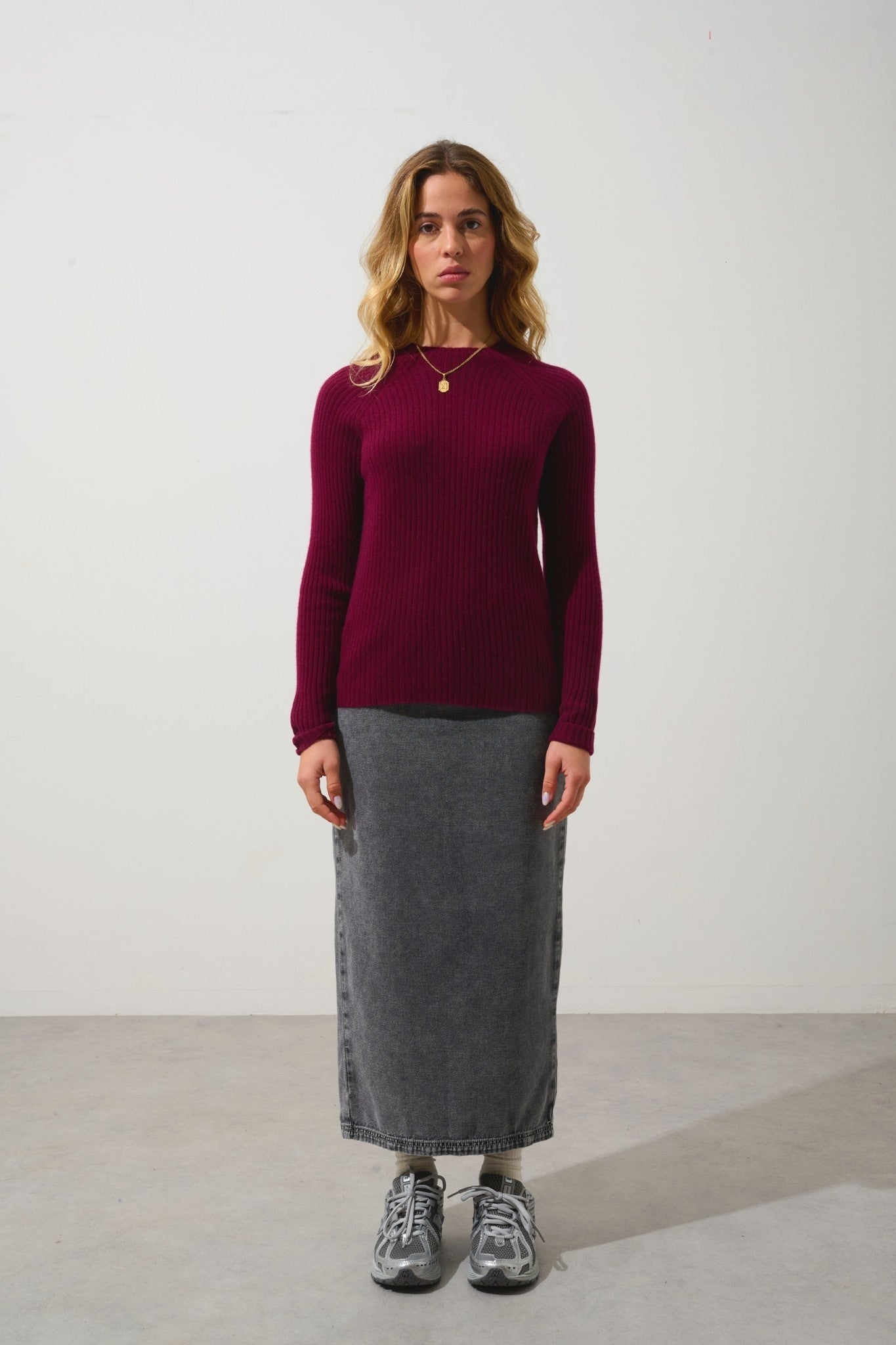 assia pull col montant boutons poignets bordeaux 100% cachemire