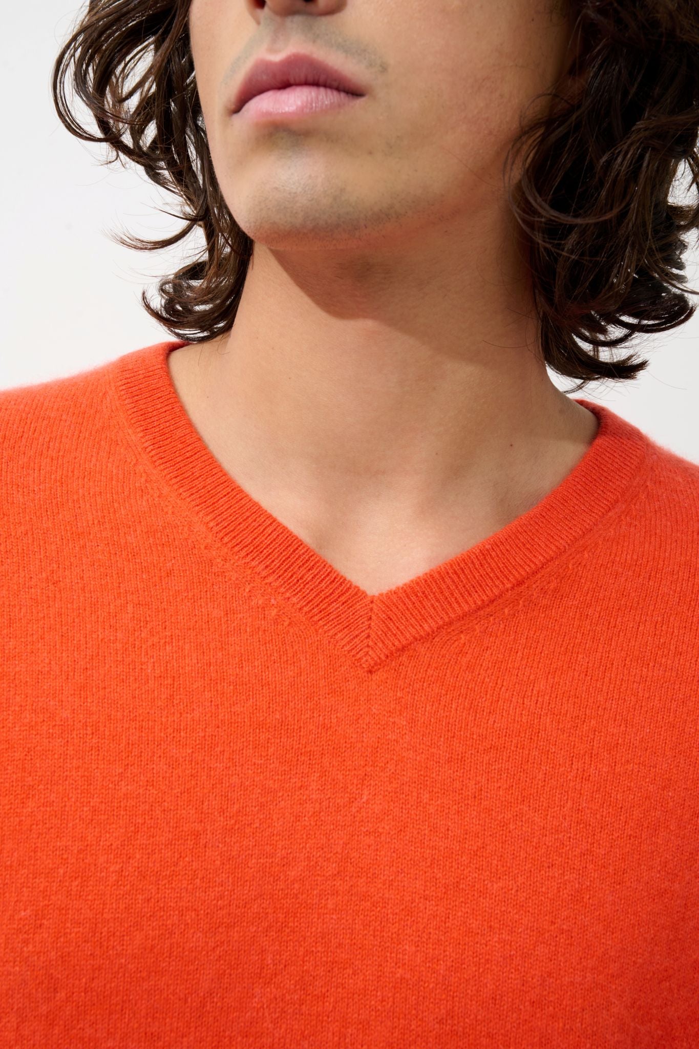 AGEL pull col v orange 100% cachemire