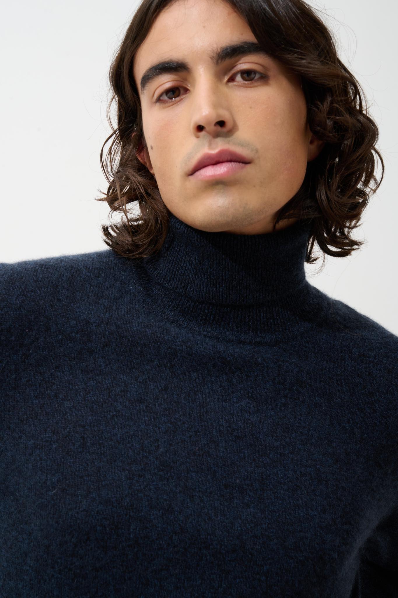 BANGE pull col roulé caviar 100% cachemire