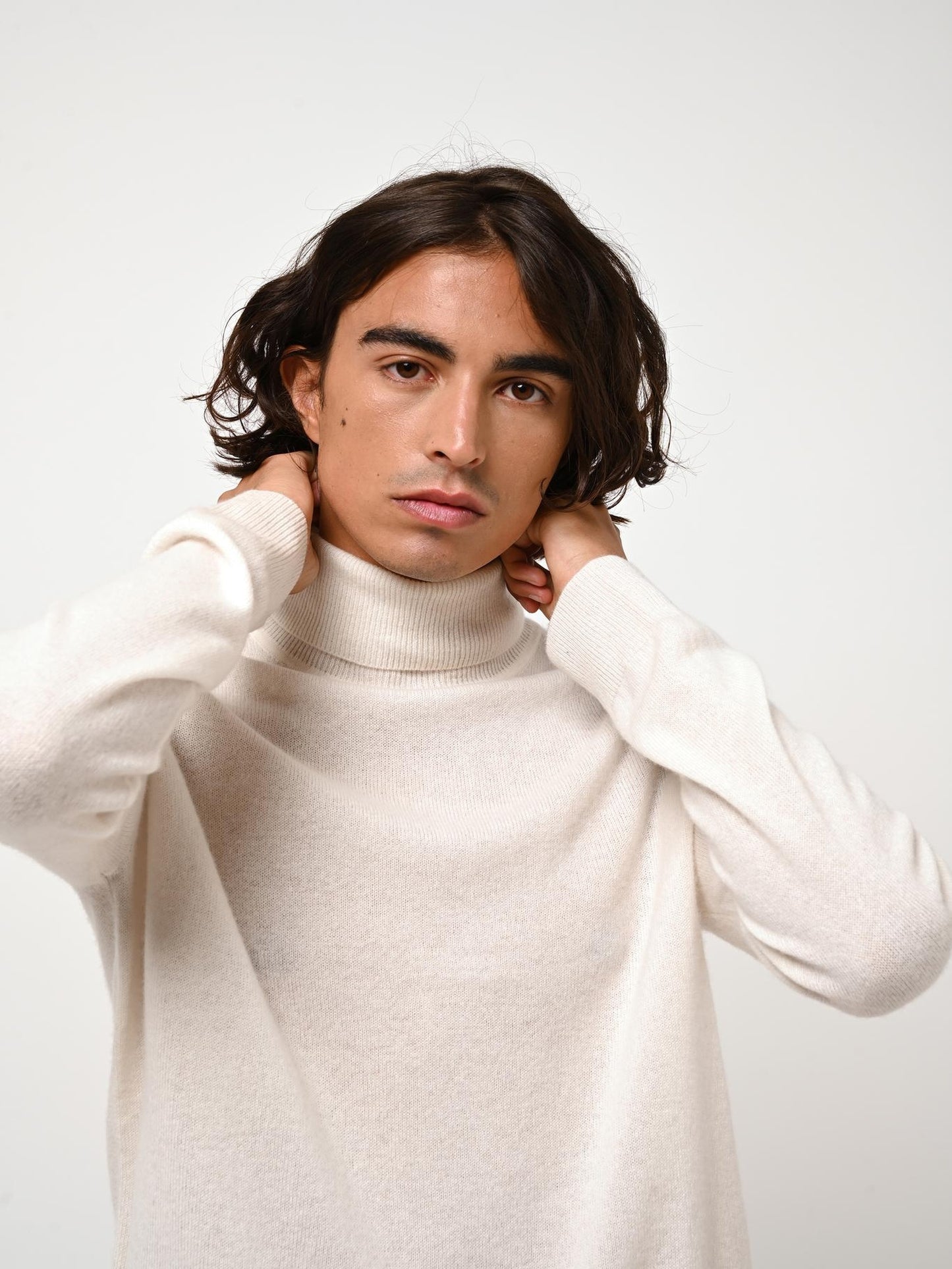 BANGE ivory turtleneck sweater 100% cashmere