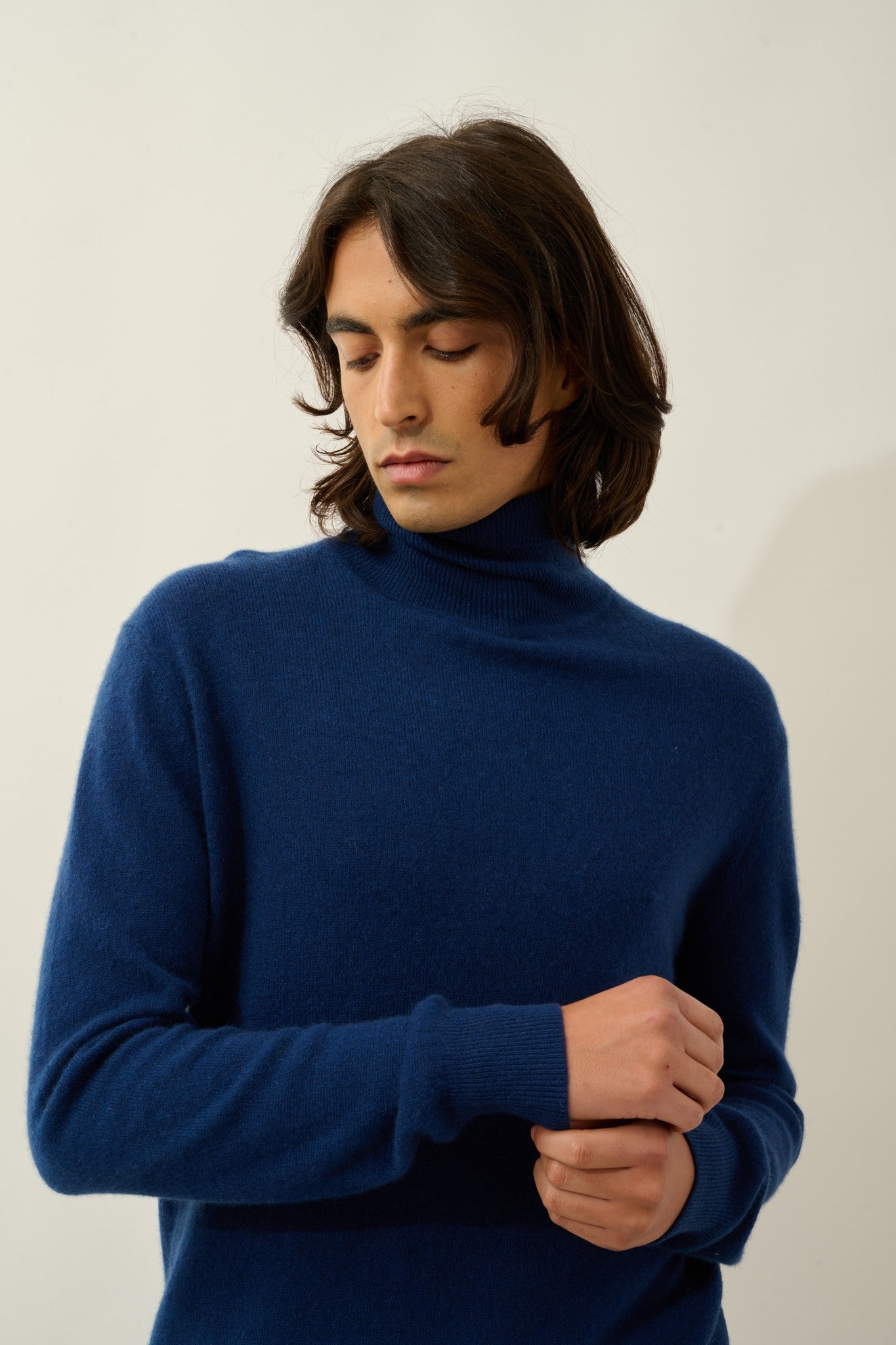 bange pull col roulé minuit 100% cachemire