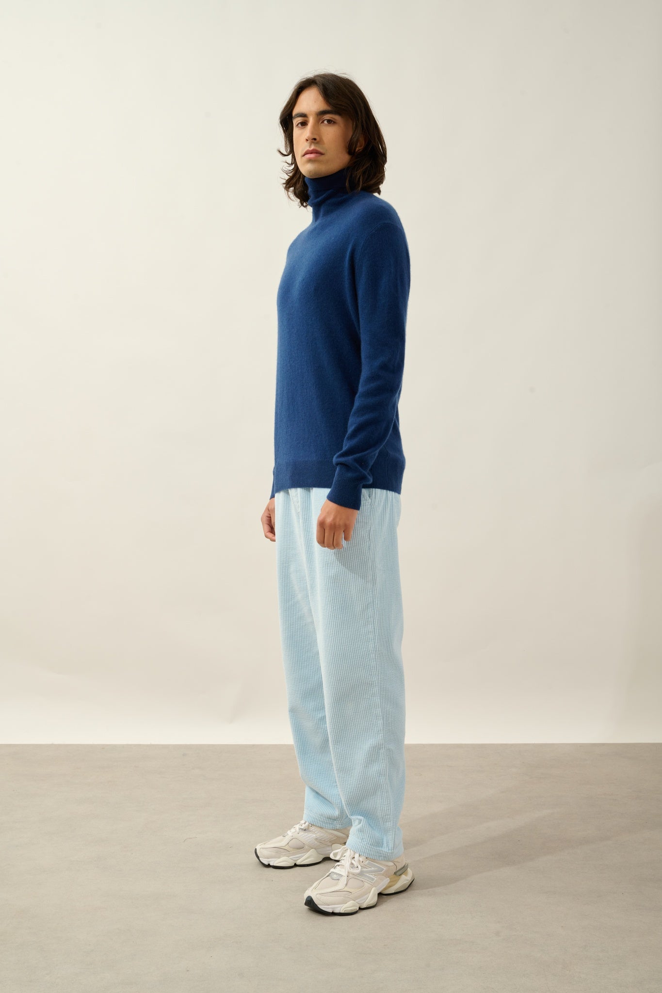 BANGE pull col roulé minuit 100% cachemire