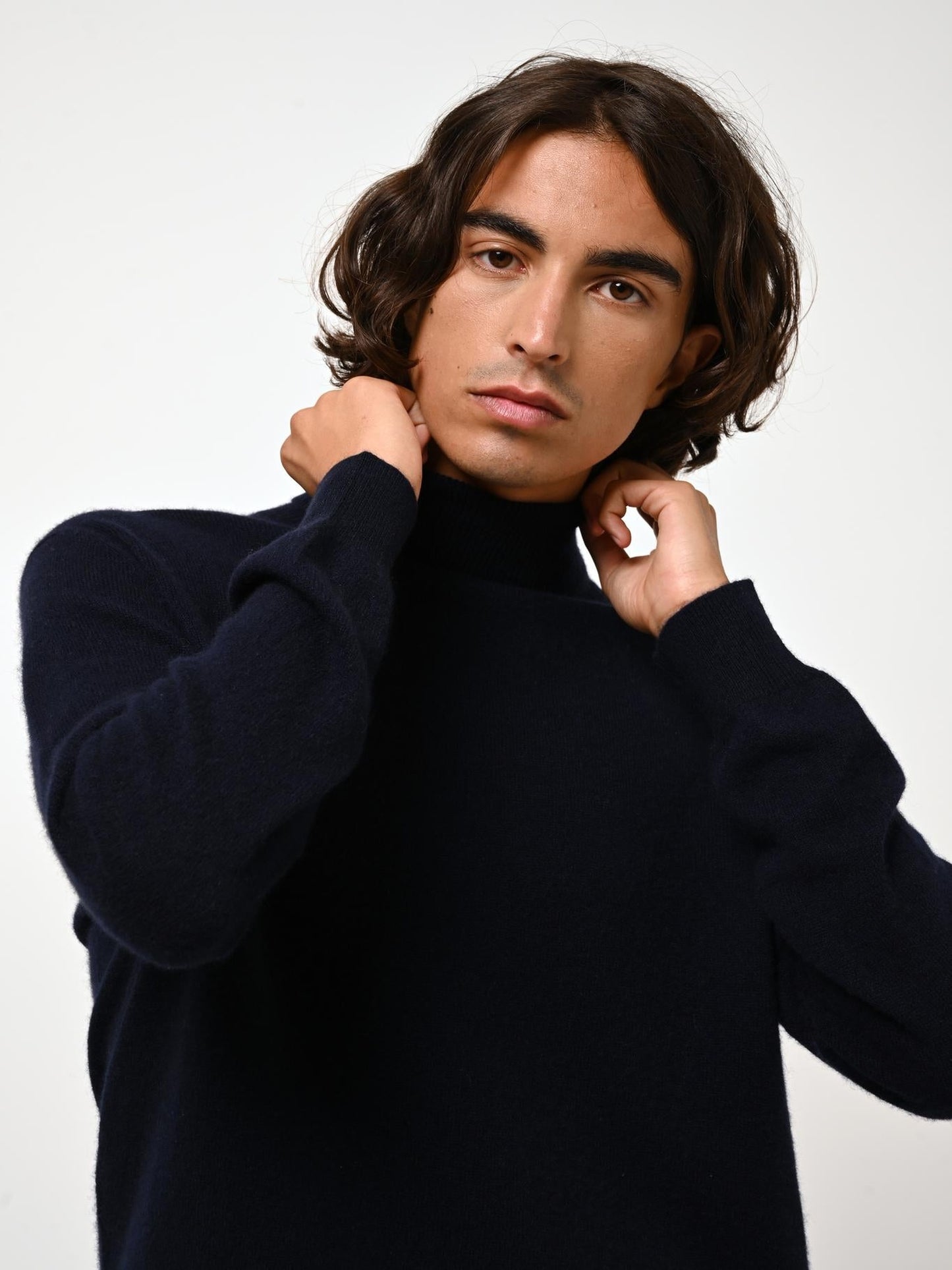 BANGE pull col roulé navy 100% cachemire