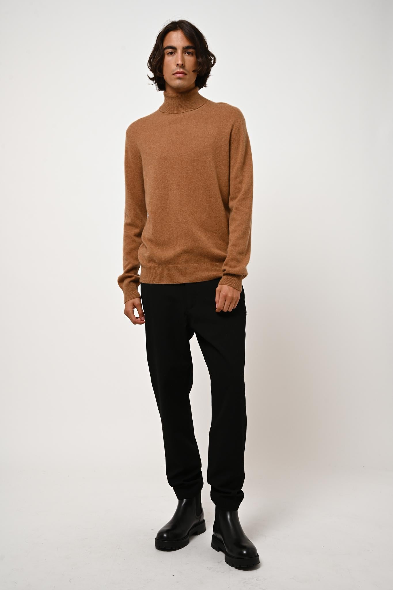 BANGE turtleneck sweater hazelnut 100% cashmere