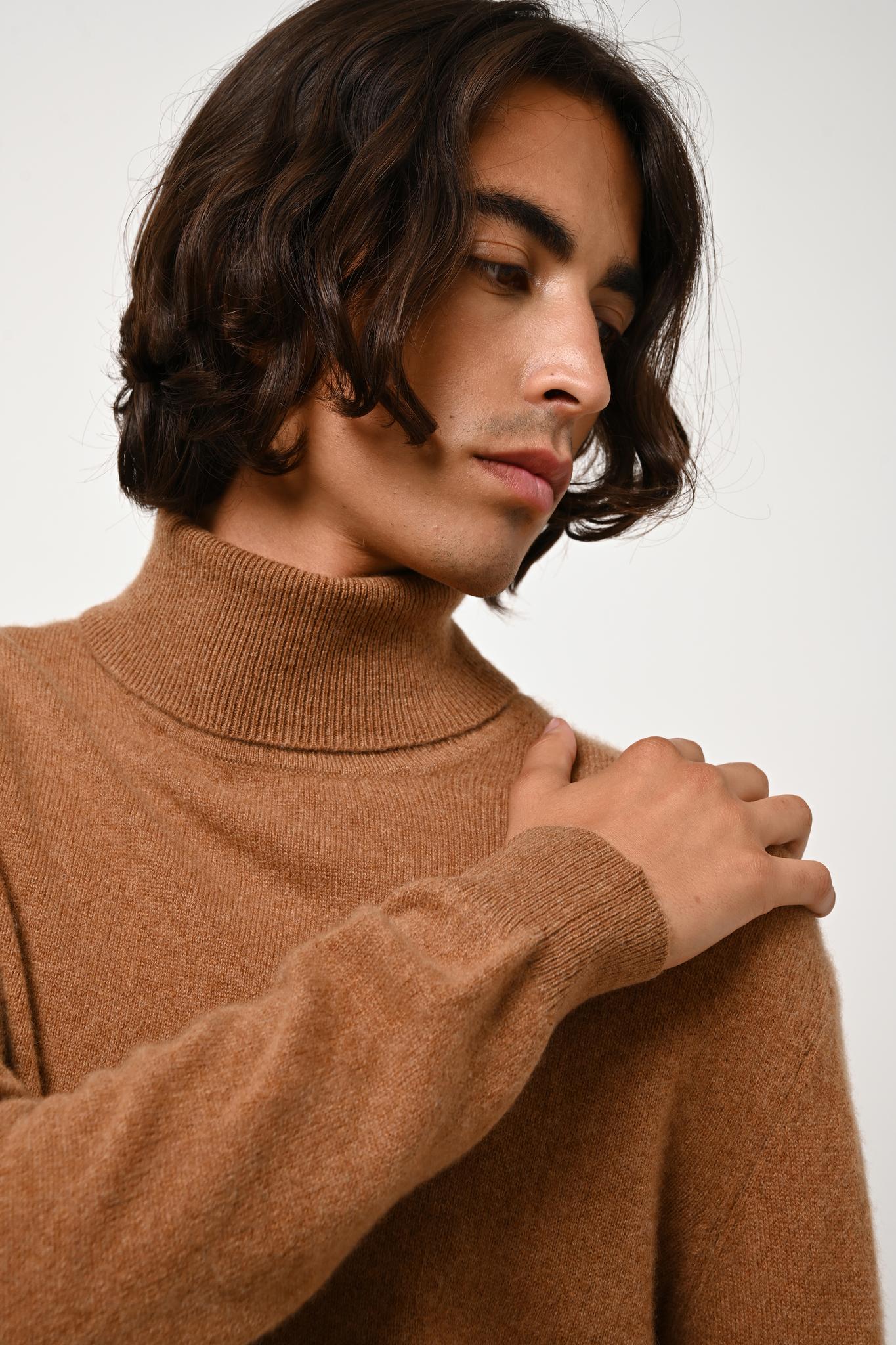BANGE turtleneck sweater hazelnut 100% cashmere