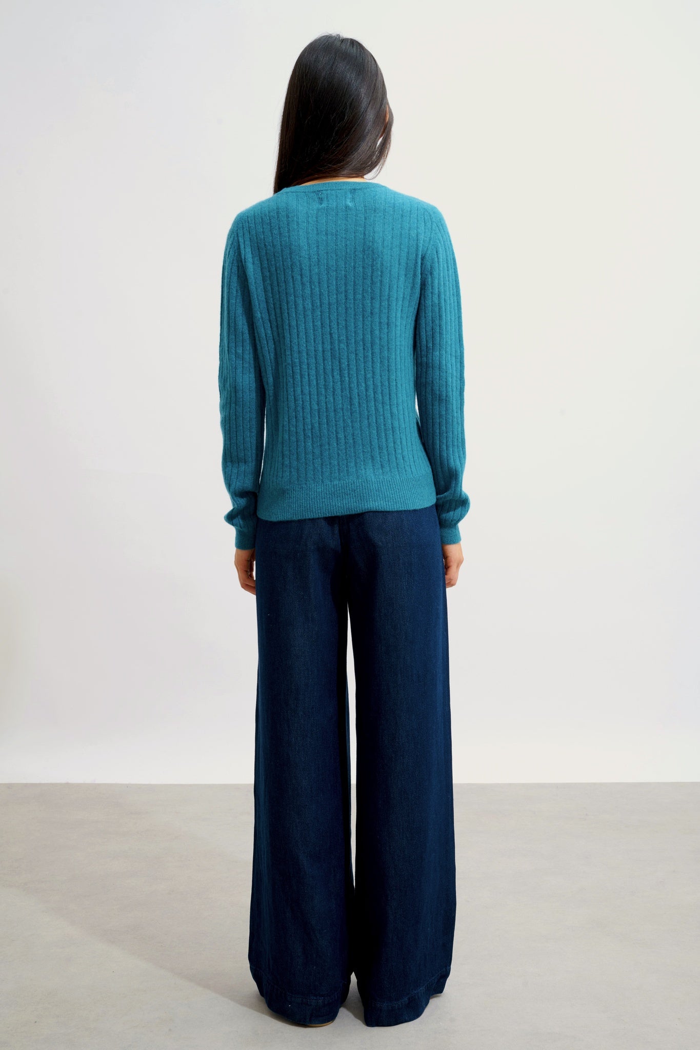 BELLA Round-Neck Sweater in Duck-Print Marble, 100% Cashmere