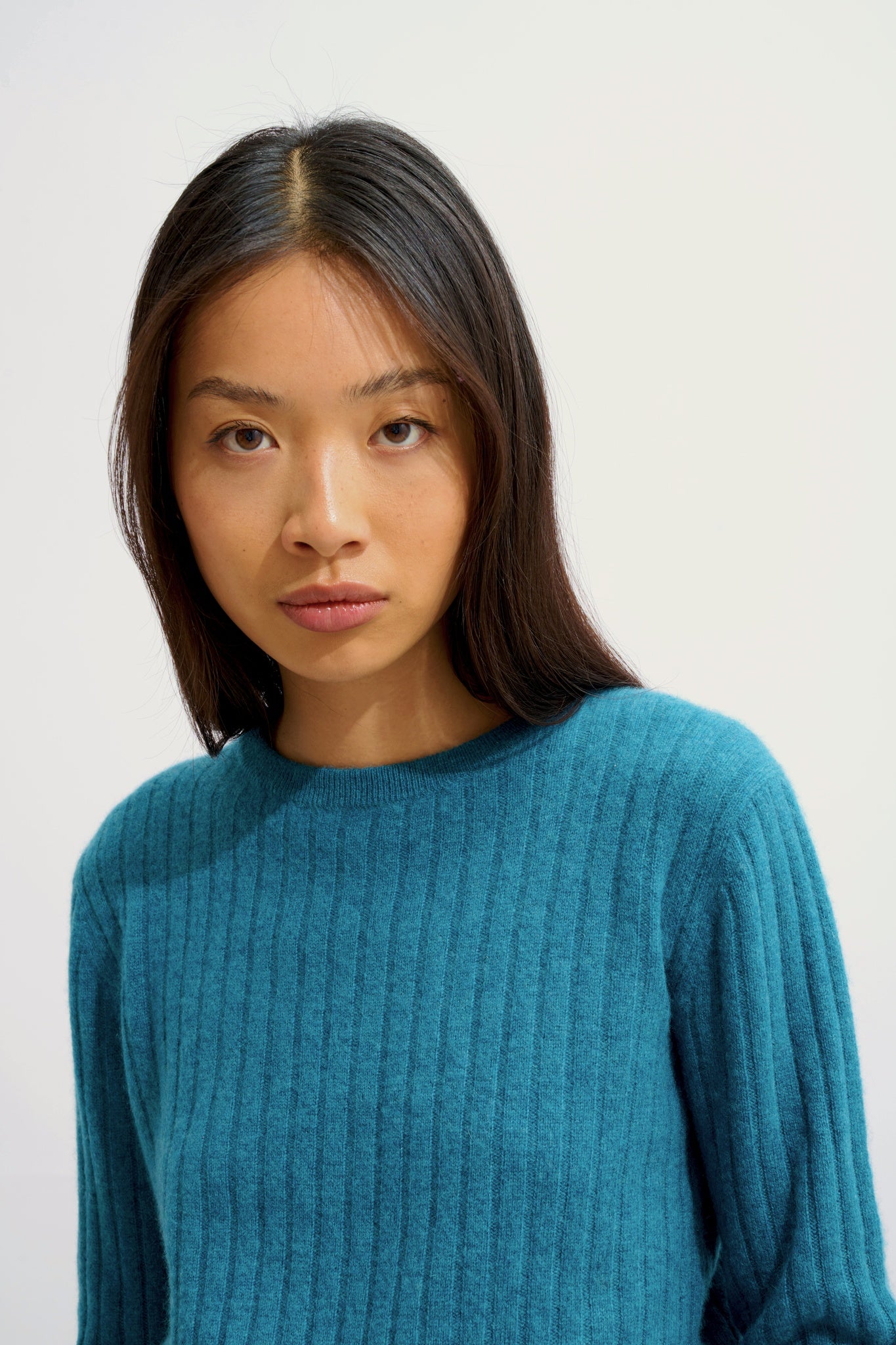BELLA Round-Neck Sweater in Duck-Print Marble, 100% Cashmere