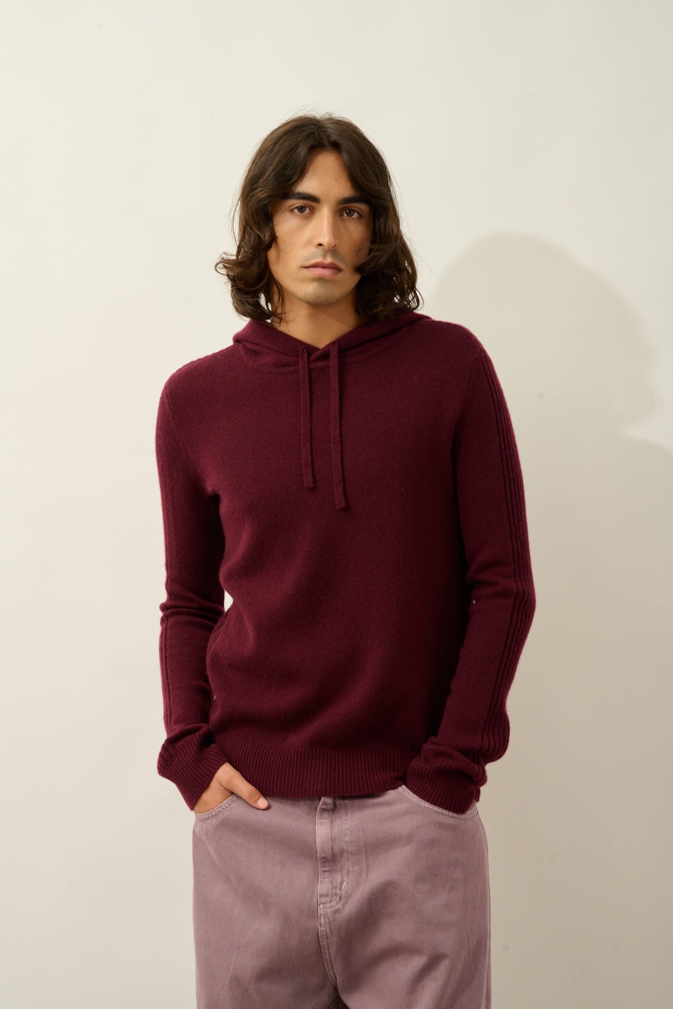 BENDT Kapuzenpullover 4-fädig Maulbeere 100% Kaschmir