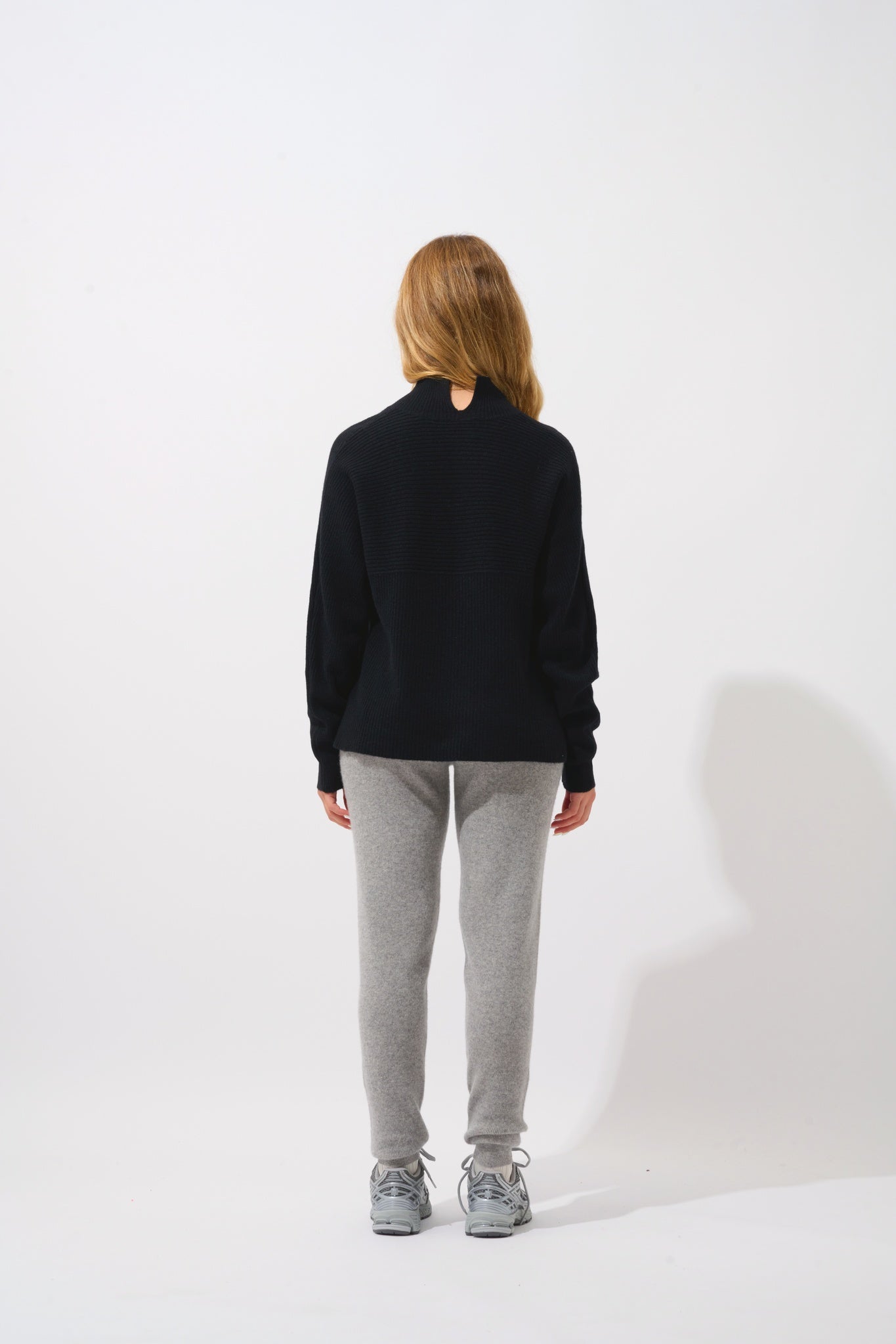 BENEDICTE pull col montant noir 100% cachemire