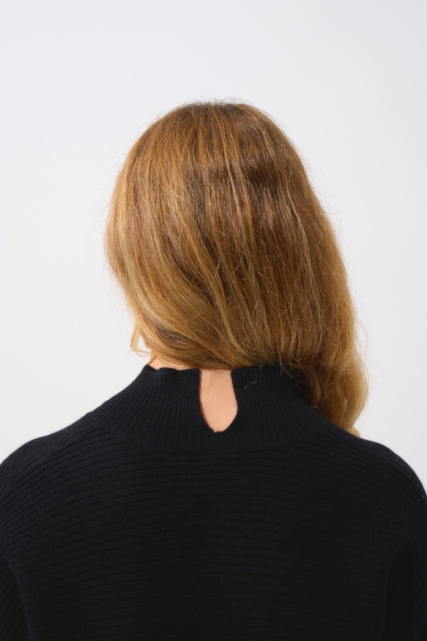 benedicte pull col montant noir 100% cachemire