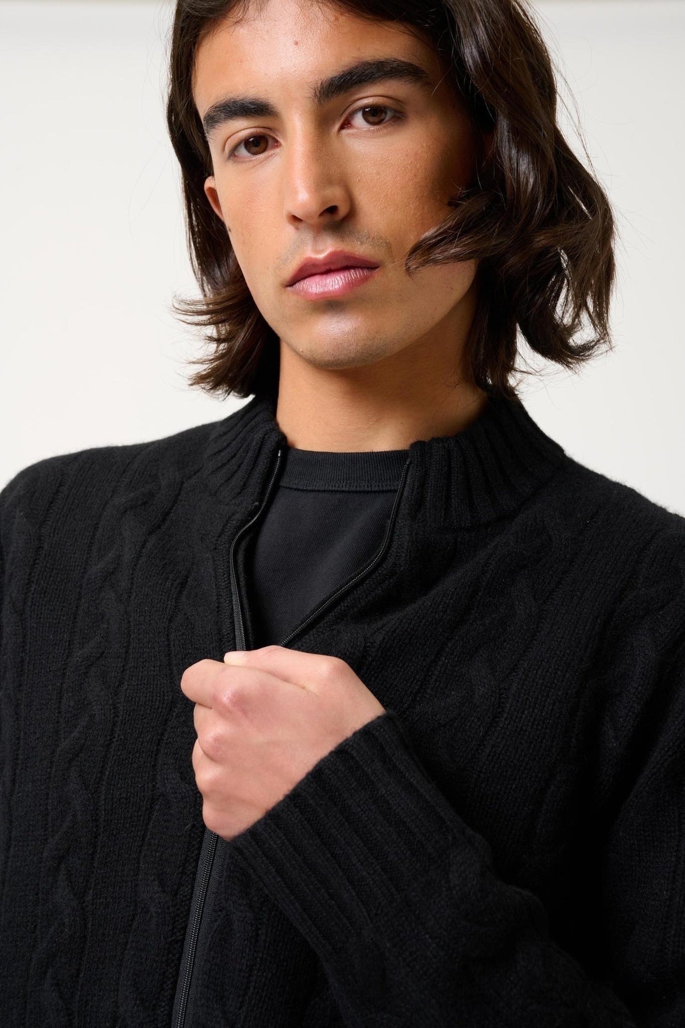 BERTIL 6-thread-count zipped cardigan in black 100% cashmere