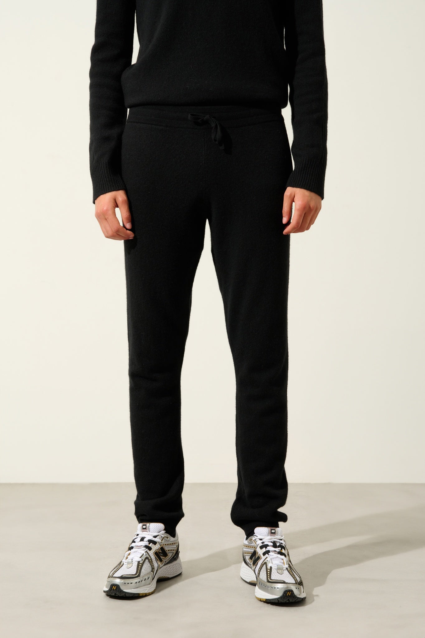 BICHET schwarze Jogginghose 100% Kaschmir