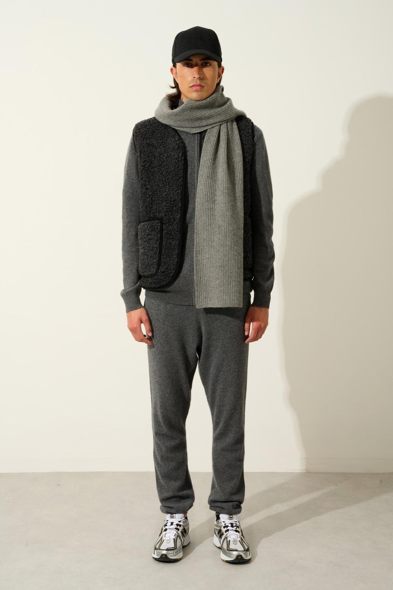 BICHET anthracite mottled jogging suit 100% cashmere