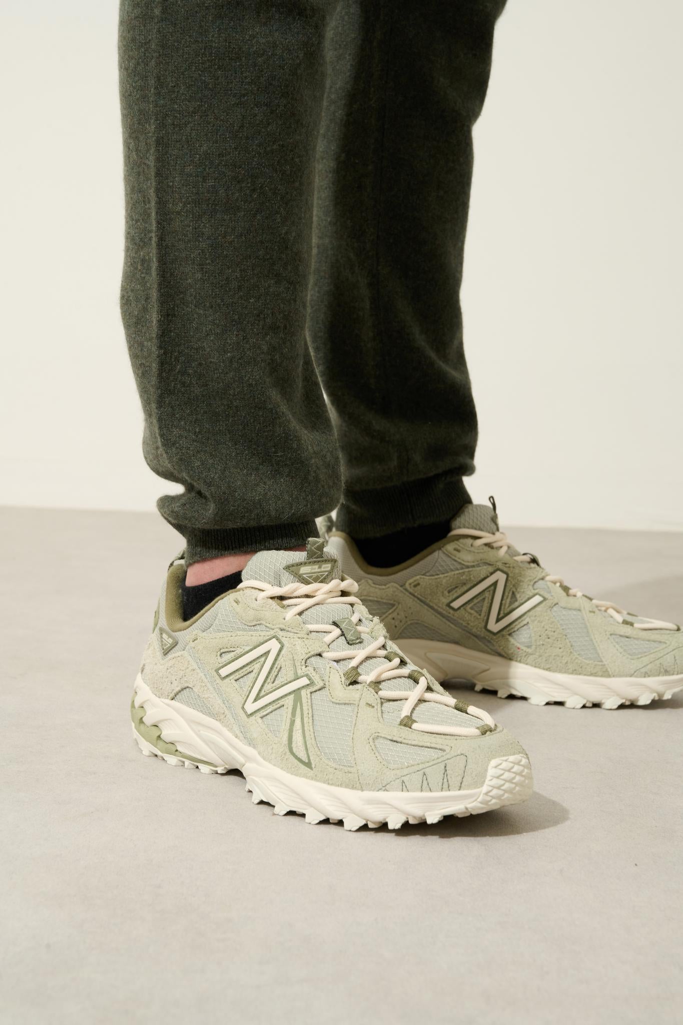 BICHET Jogginghose khaki meliert 100% Kaschmir