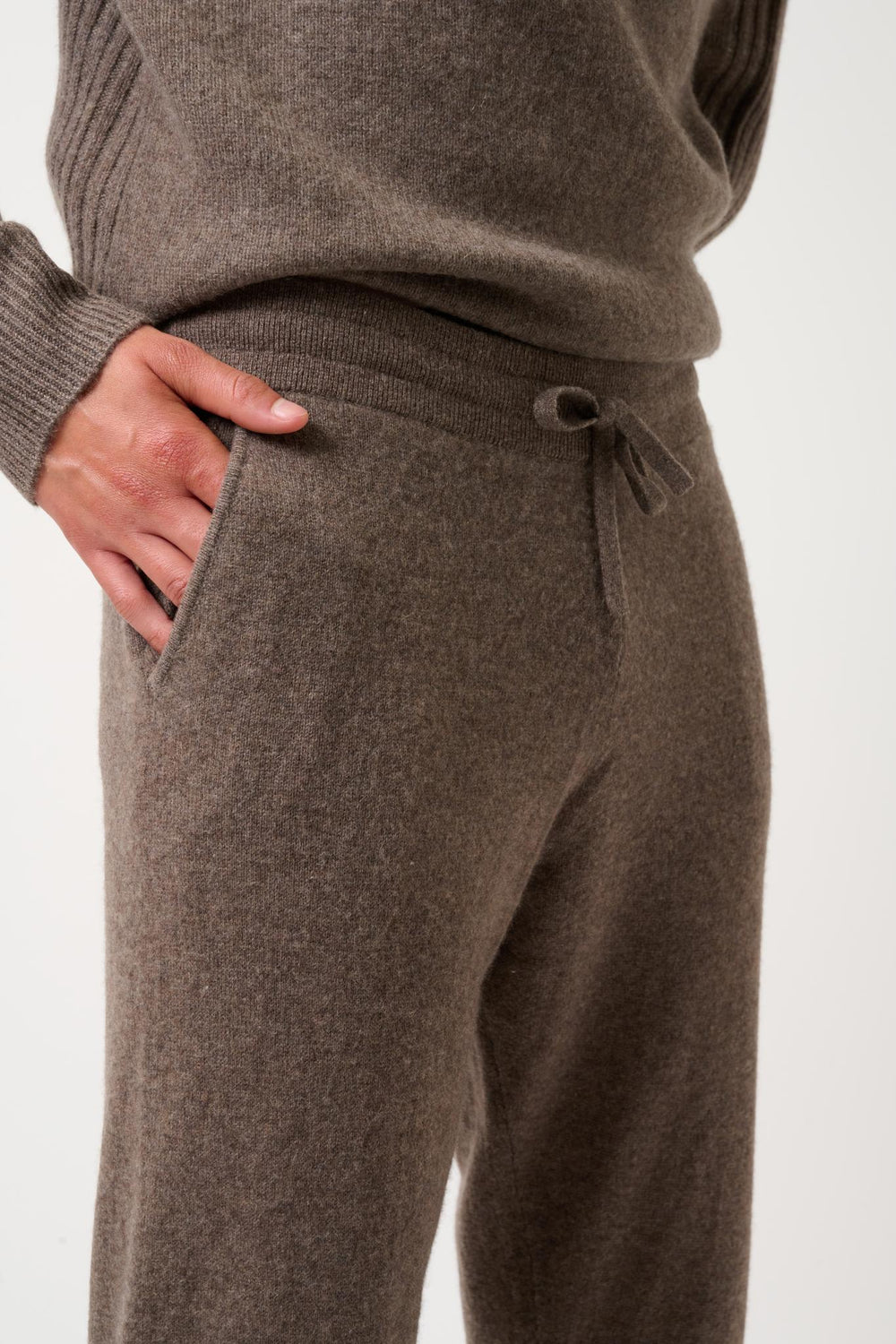 BICHET jogging taupe chiné 100% cachemire