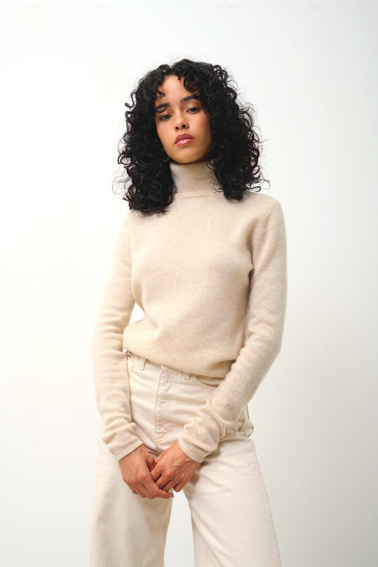 BISE oatmeal turtleneck sweater 100% cashmere
