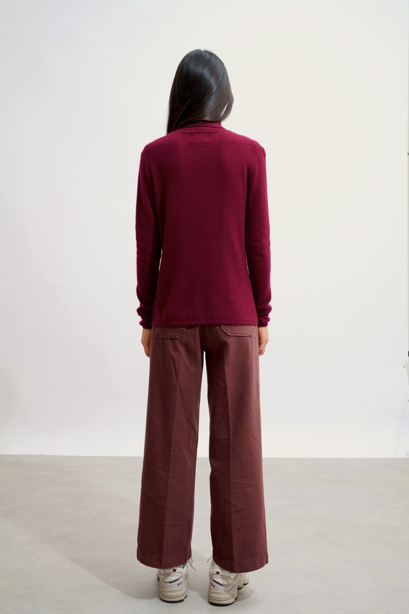 BISE burgundy turtleneck sweater 100% cashmere