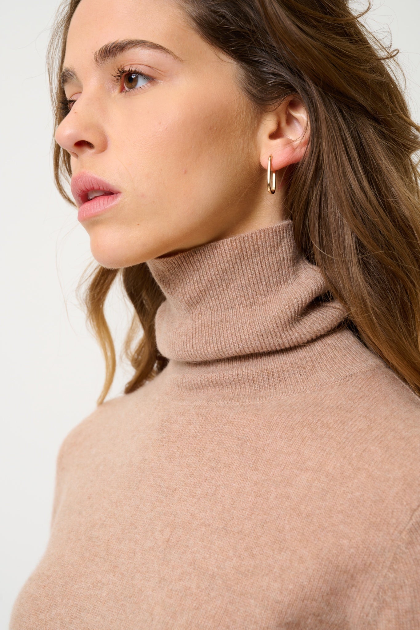 BISE Kamelmelierter Rollkragenpullover 100% Kaschmir