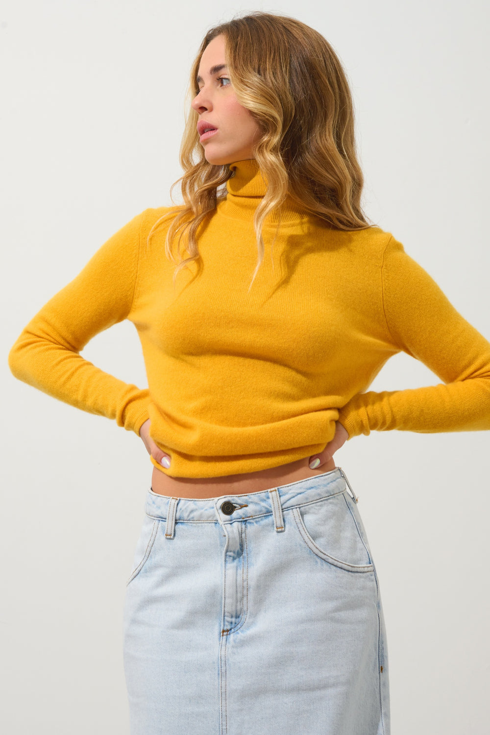 BISE Rollkragenpullover Kurkuma 100% Kaschmir